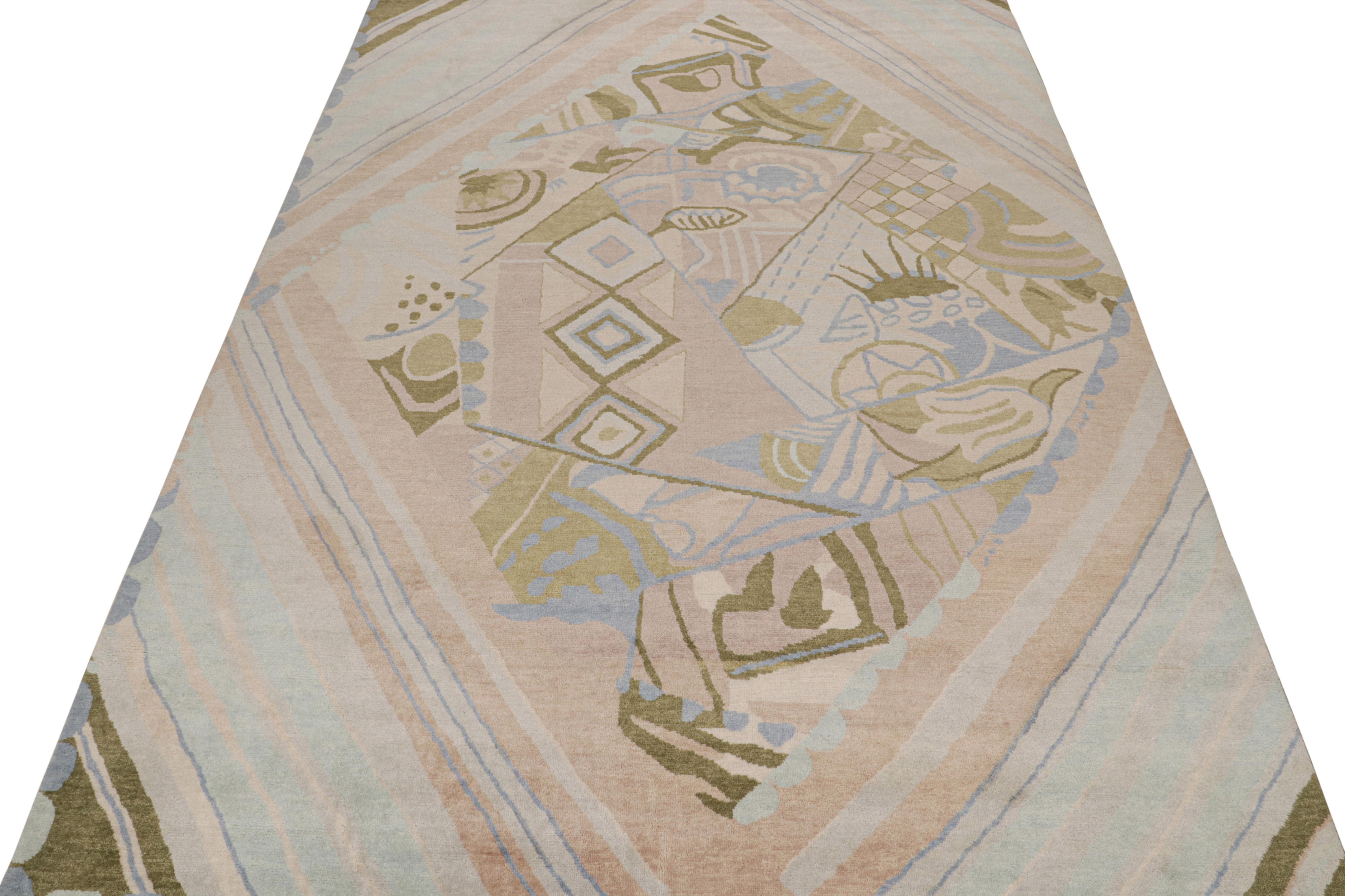 Indien Rug & Kilim's French Style Art Deco rug in Brown, Green & Blue Patterns (tapis de style français Art déco à motifs bruns, verts et bleus) en vente