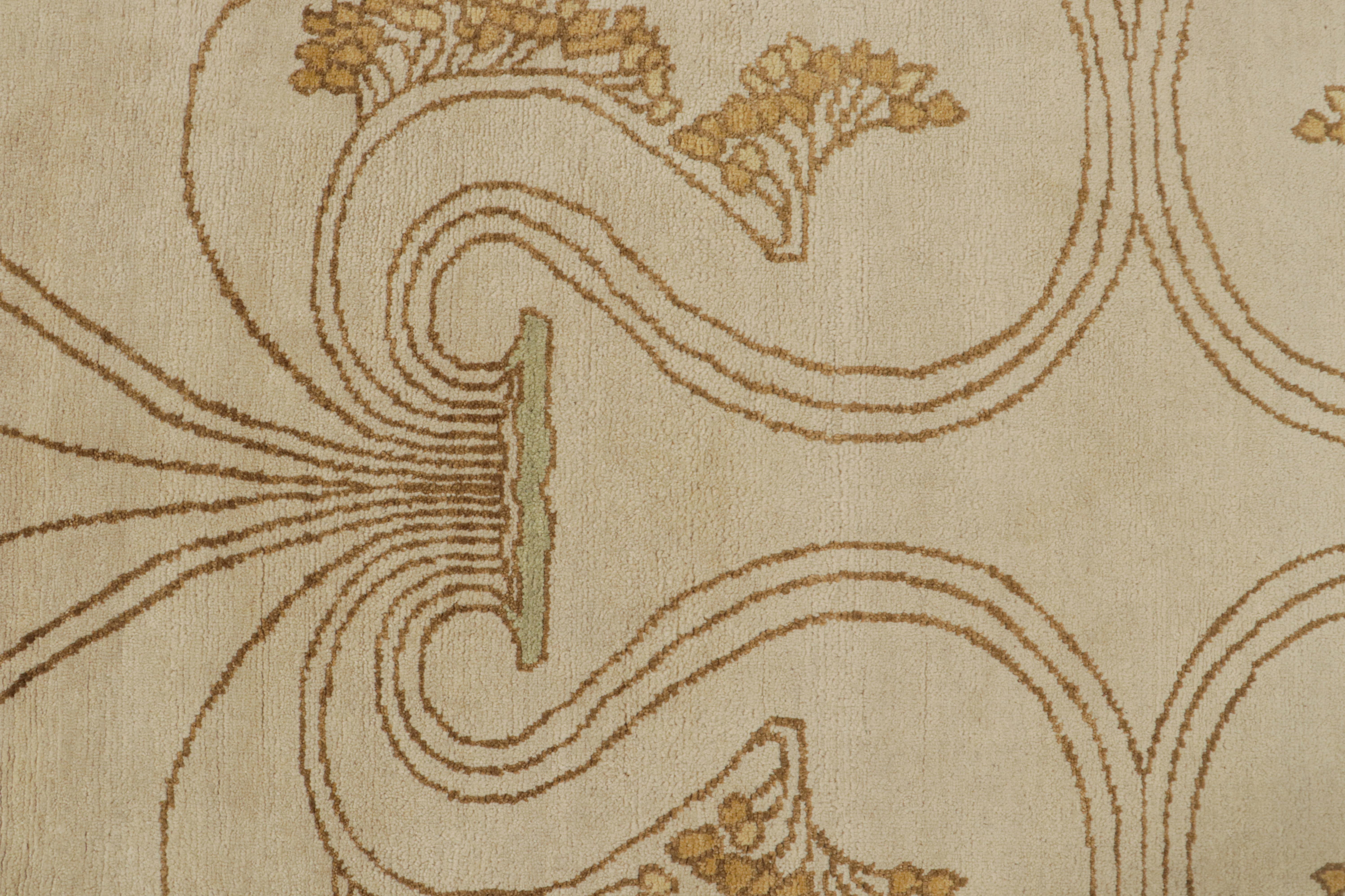 Noué à la main Rug & Kilim's French Style Art Deco rug in Cream & Gold Geometric Patterns (tapis Art déco de style français à motifs géométriques crème et or) en vente