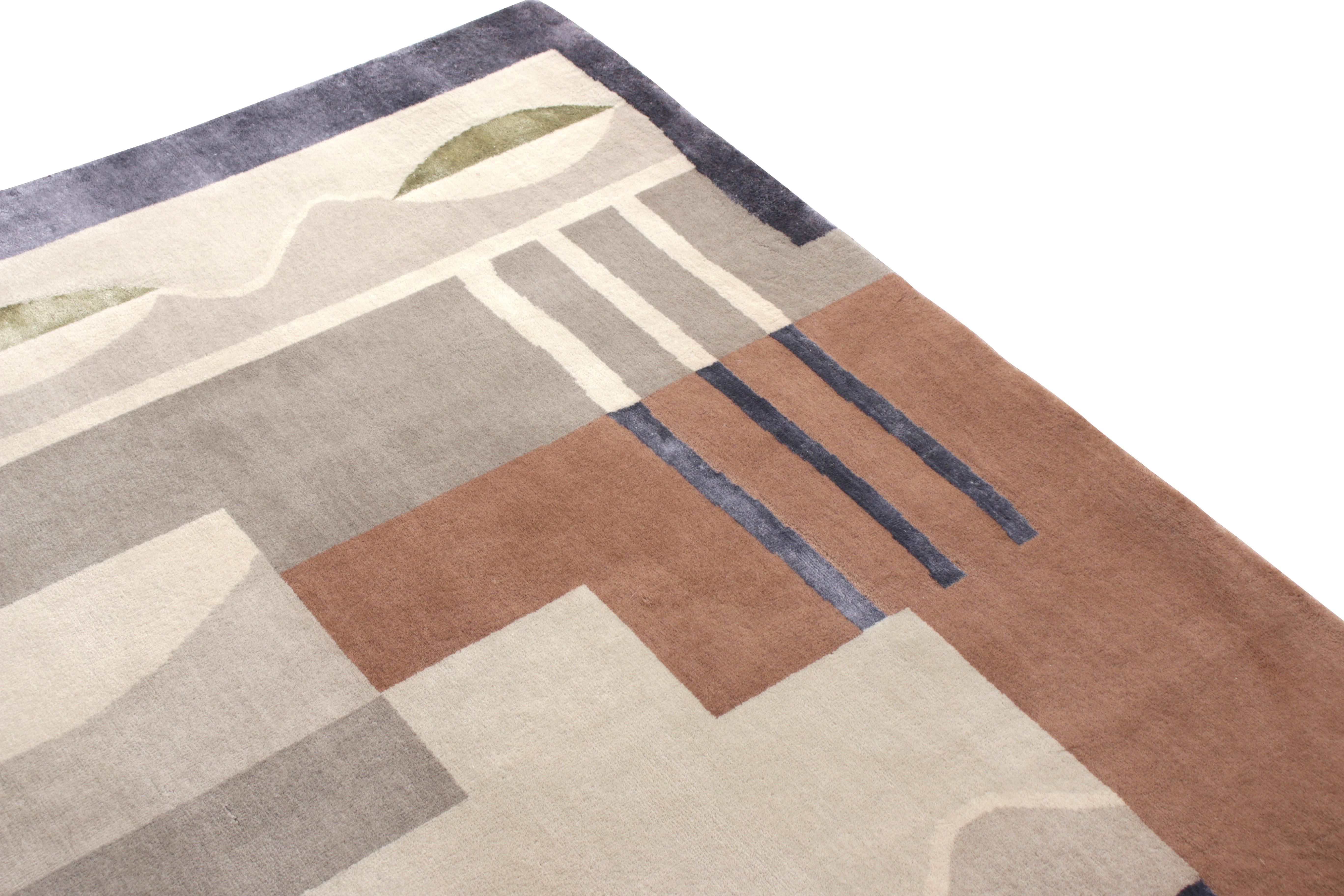 Rug & Kilim's French Style Art Deco Teppich in Silber-Grau und Braun Geometrisches Muster (Moderne der Mitte des Jahrhunderts) im Angebot