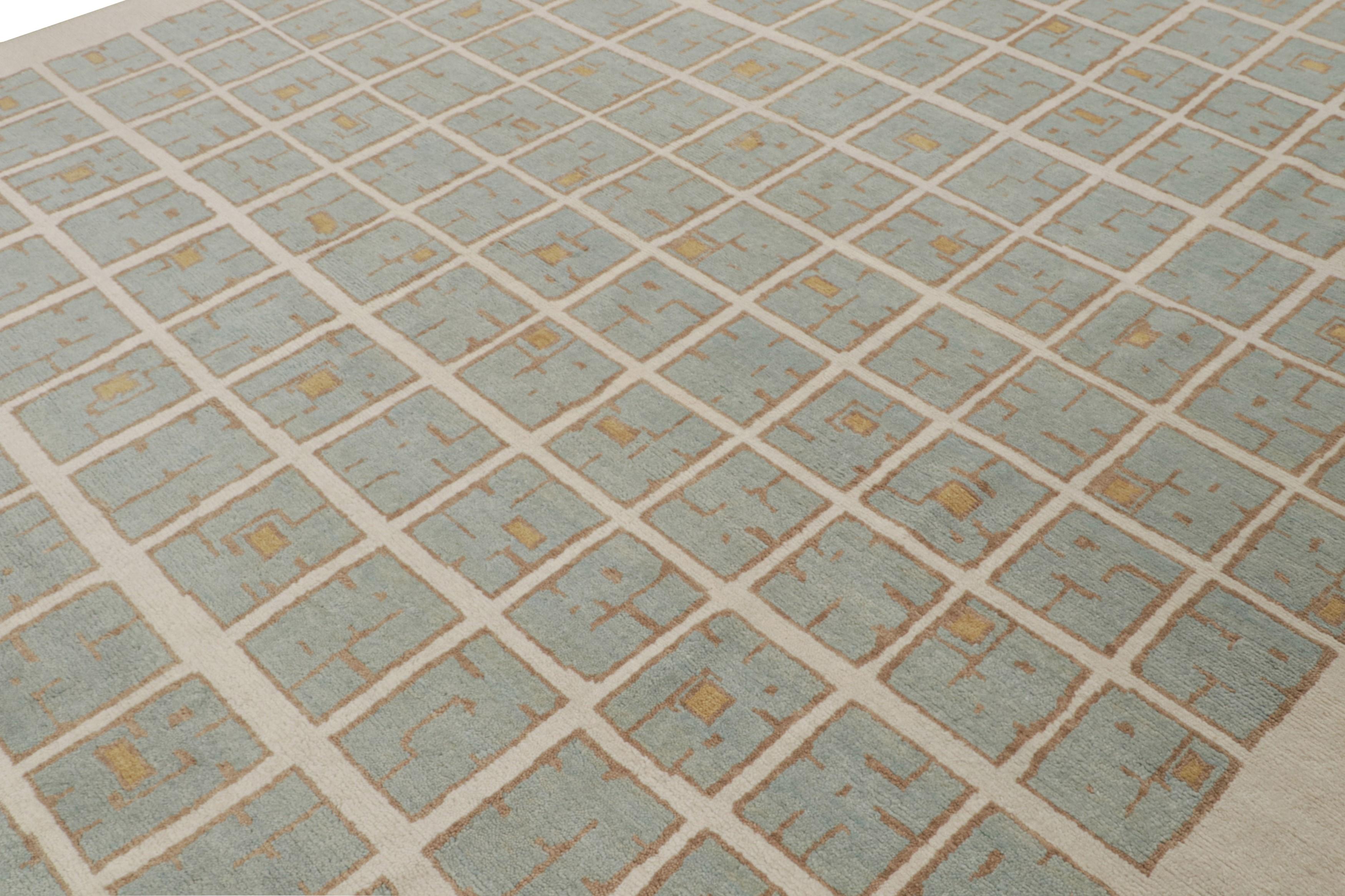 Noué à la main Rug & Kilim's French Style Art Deco rug with White & Blue Geometric Patterns (tapis Art déco de style français avec des motifs géométriques blancs et bleus) en vente
