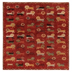 Rug & Kilim's Gabbeh Style Teppich in Rot mit bunten Löwenbildern - 10x10