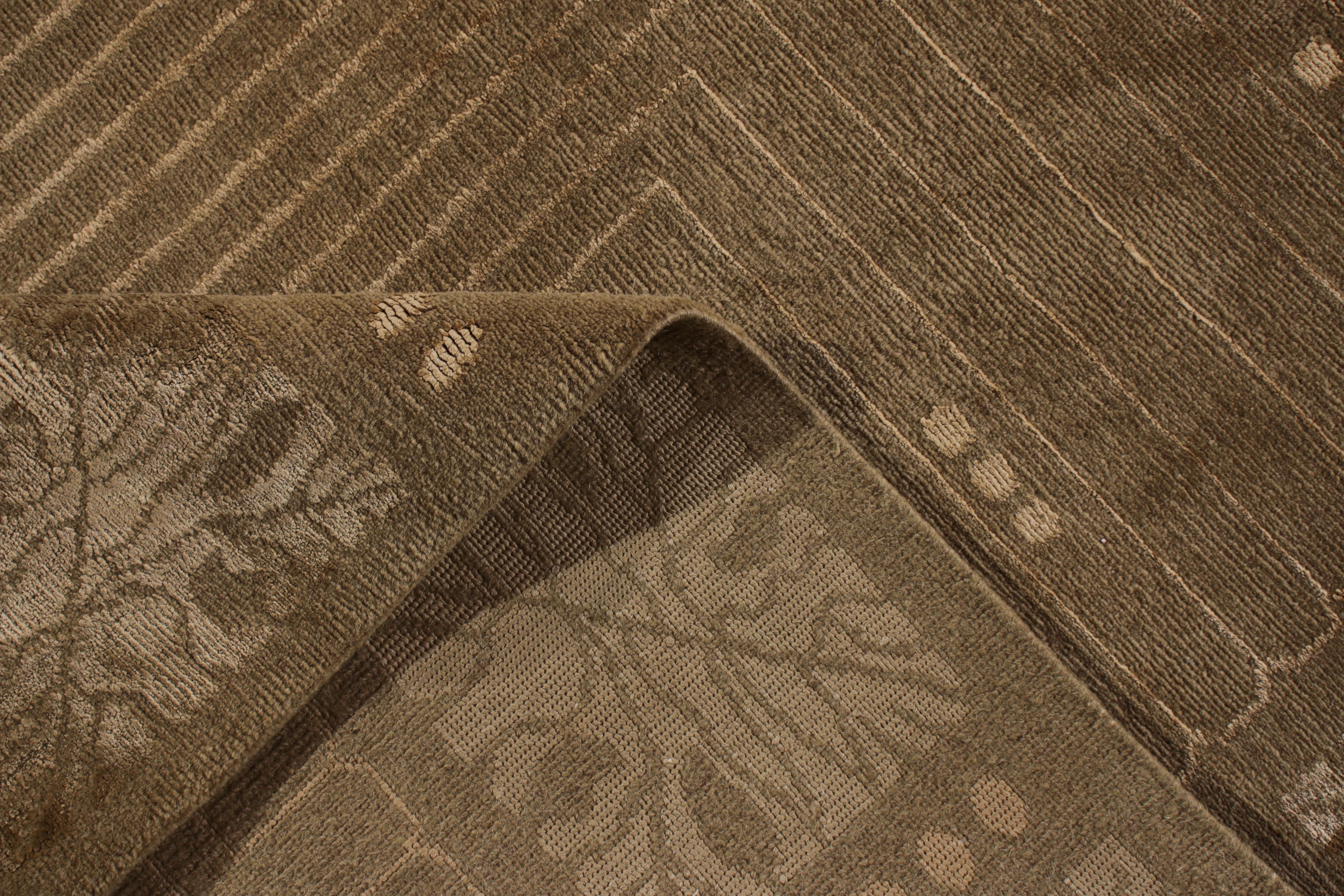 Rug & Kilim: Tappeto annodato a mano in stile Art Deco Beige Verde Modello personalizzato in vendita 2