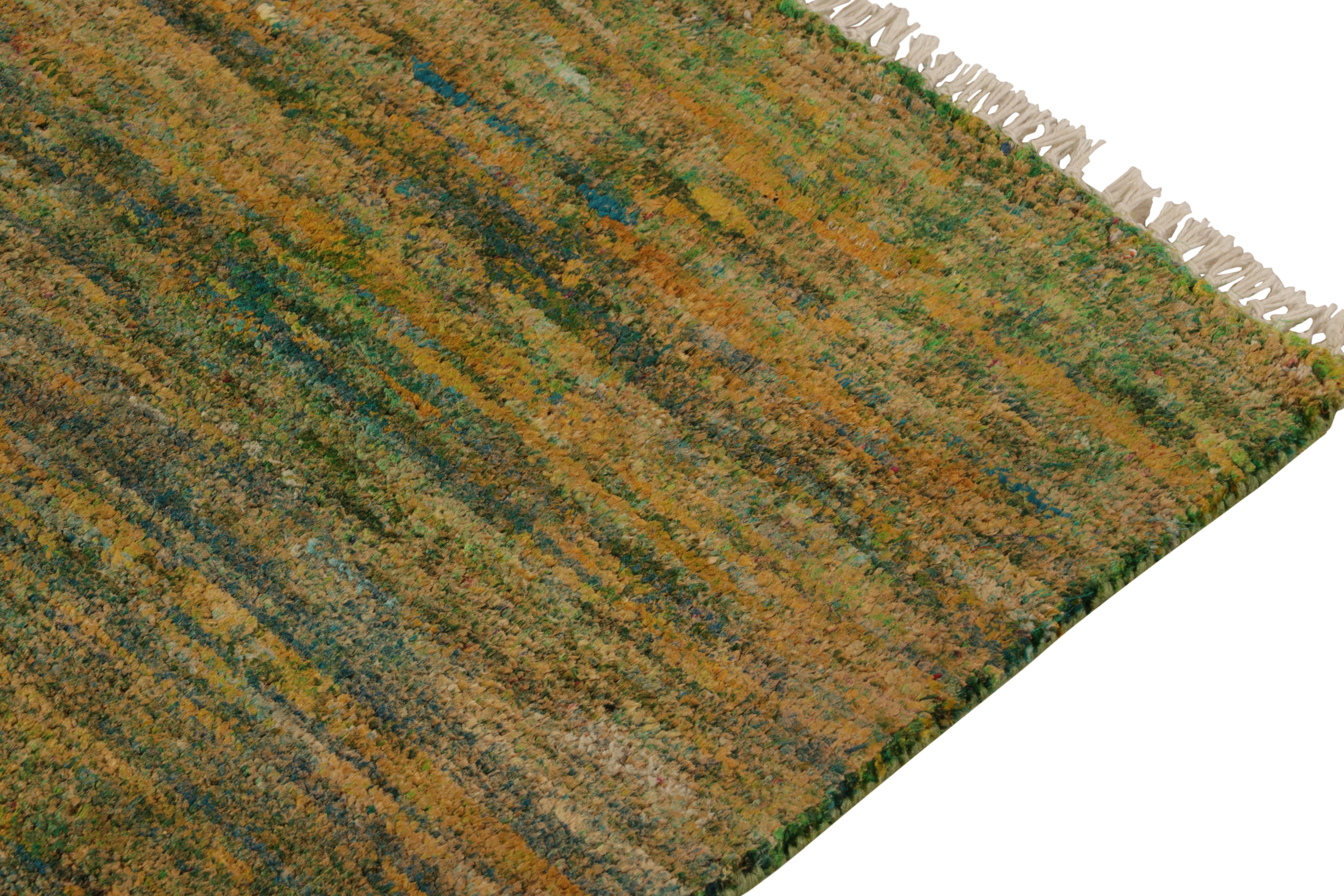 Rug & Kilim presenta la sua raffinata interpretazione dell'estetica moderna con questo elegante tappeto solido in formato 2x3 della nostra collezione Texture of Color. Questo pezzo contemporaneo è caratterizzato da una combinazione di colori