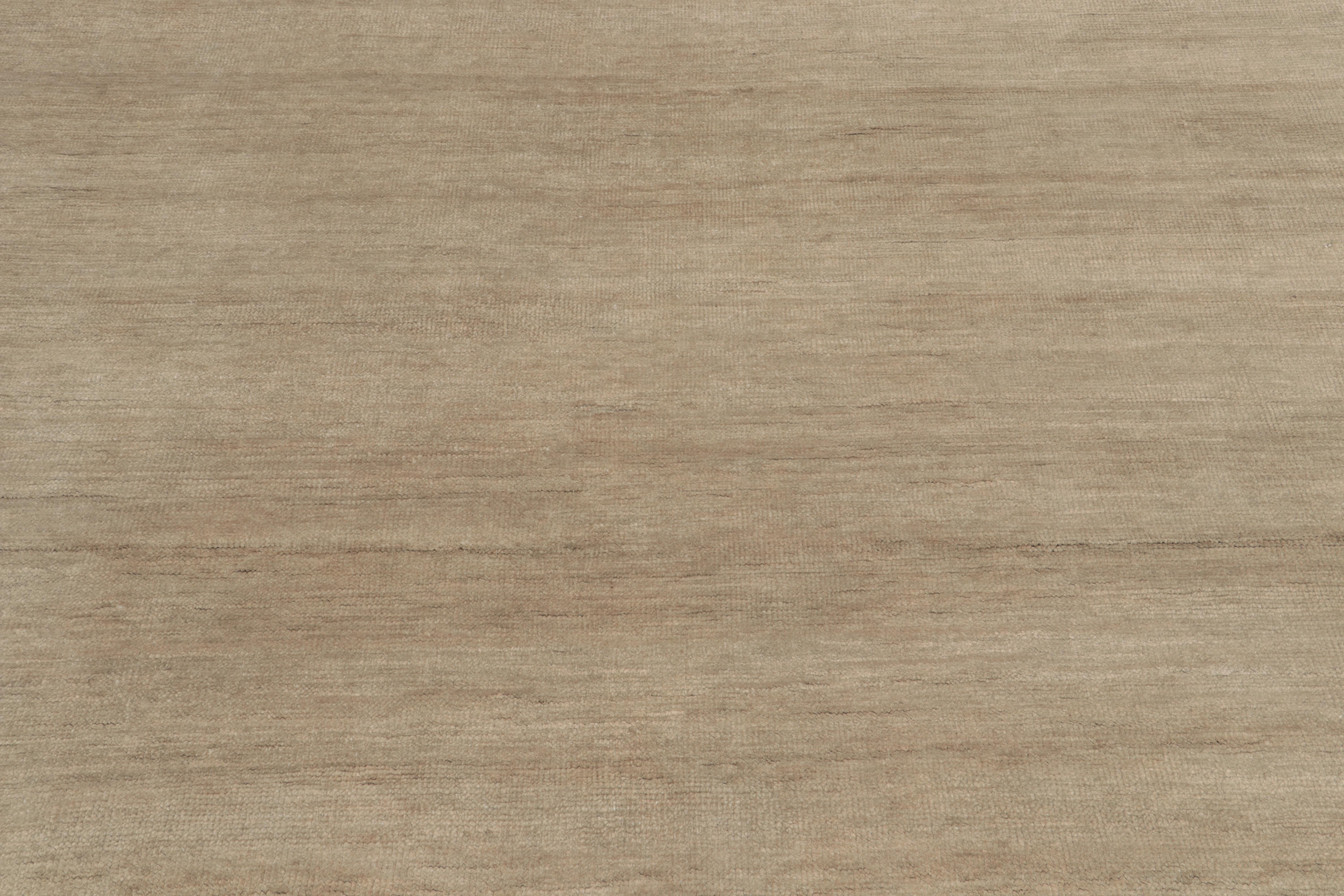 Annodato a mano Rug & Kilim's Hand-Knotted Contemporary Solid Beige-Brown Rug in vendita