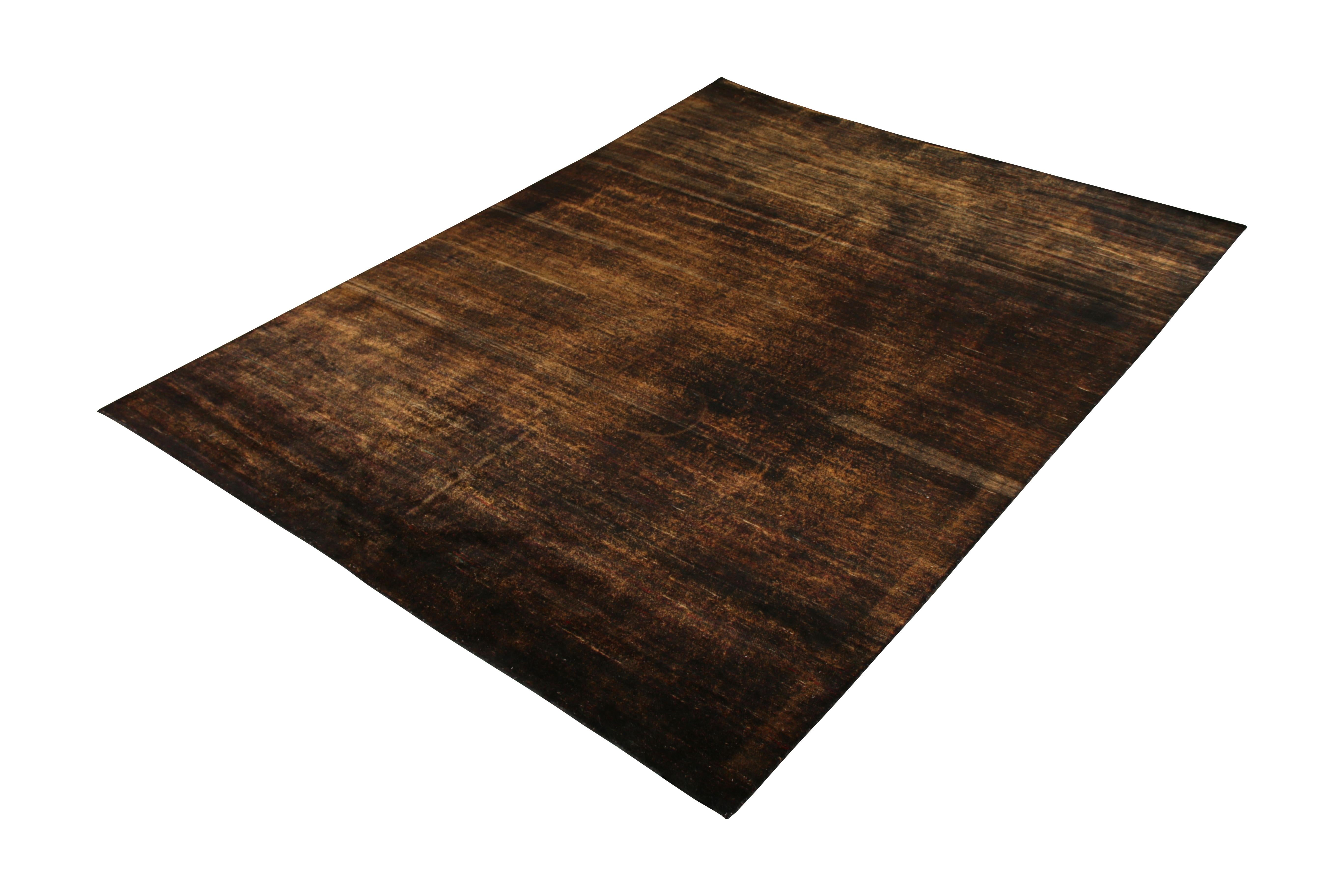 Dieser moderne Teppich aus der Texture of Color Kollektion von Rug & Kilim erneuert das Konzept der offenen Teppiche und der einfarbigen Teppiche mit subtilen Farb- und Handwerksvariationen. Die luxuriöse, handgeknüpfte Seide bringt das besonders