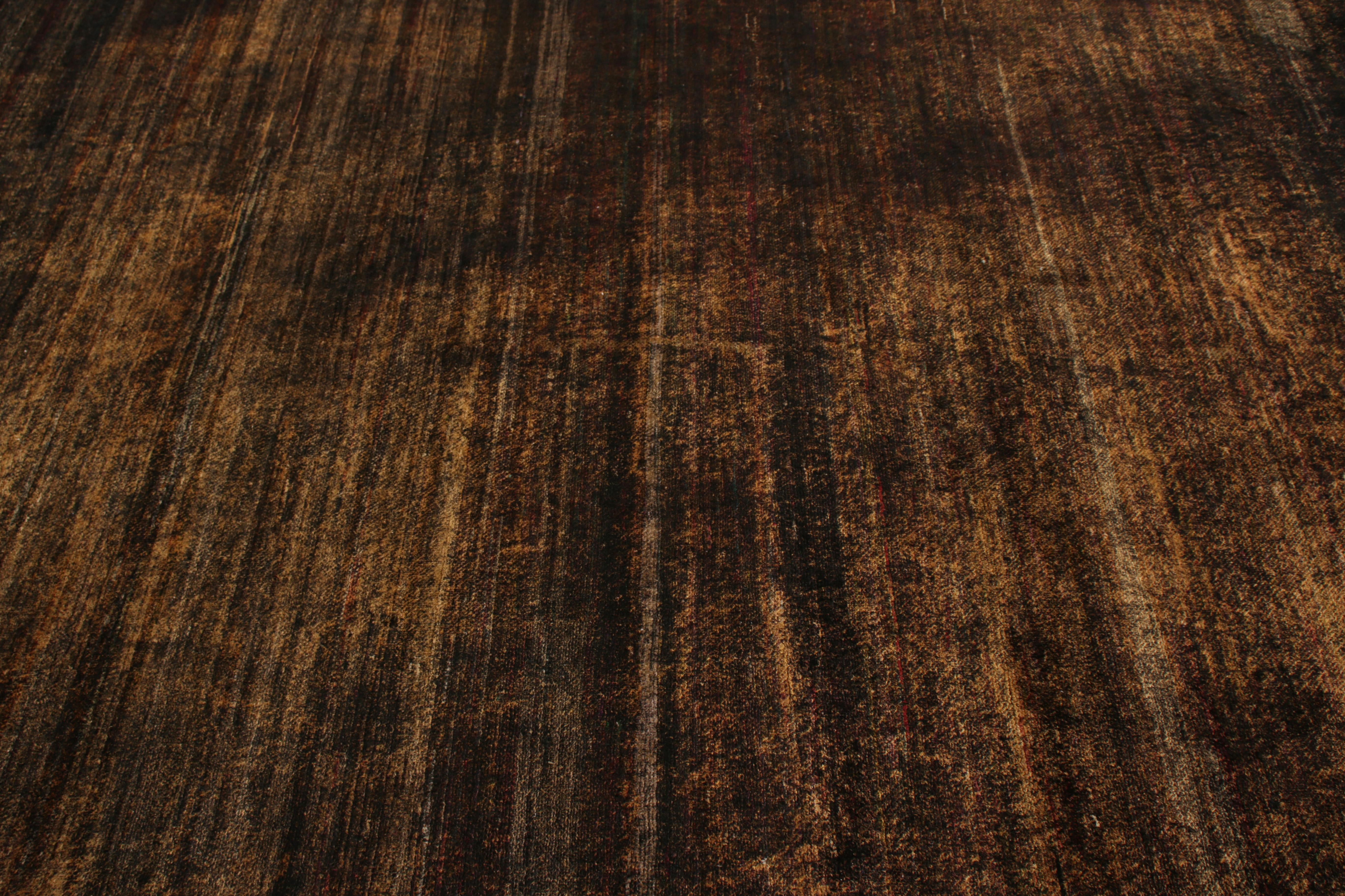 Rug & Kilim's Handmade Modern Rug Brown and Black Striped Pattern (Moderne) im Angebot