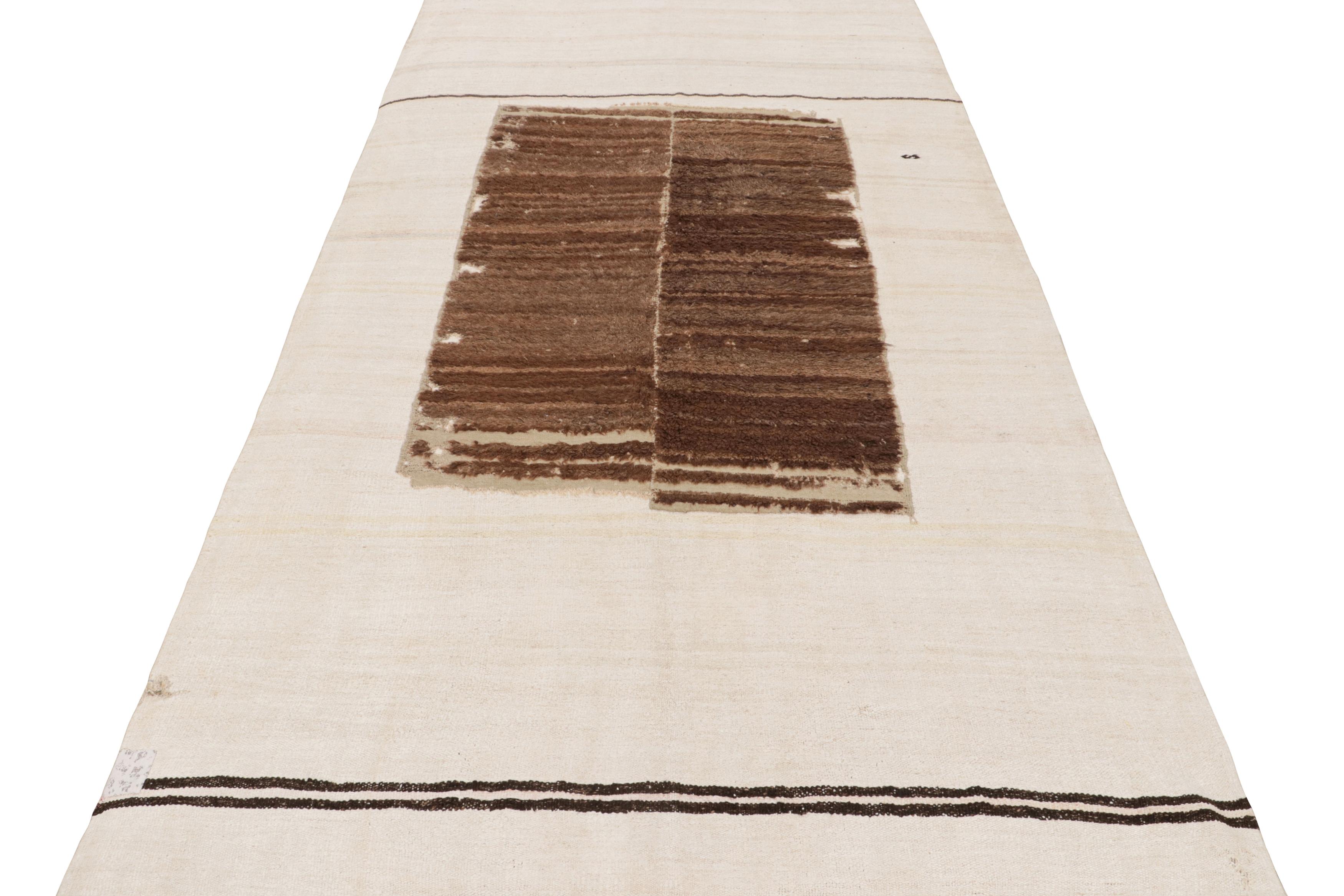 Rug & Kilim's Handwoven Modern Kilim in High-and-Low Brown on White In New Condition For Sale In Long Island City, NY