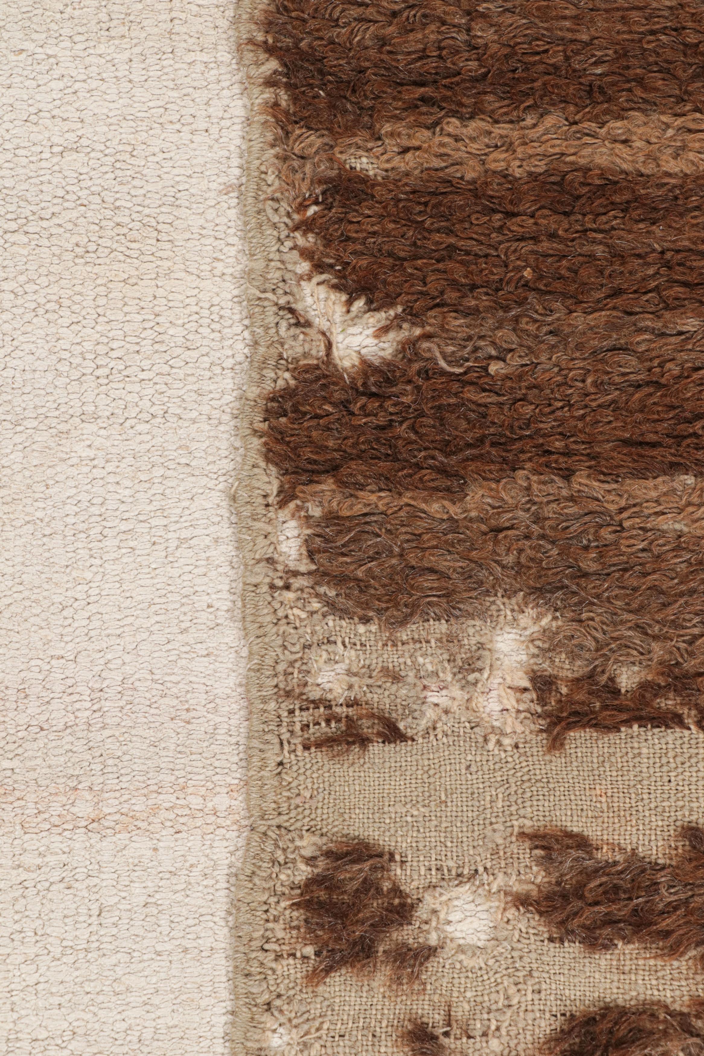 Contemporary Rug & Kilim's Handwoven Modern Kilim in High-and-Low Brown on White For Sale