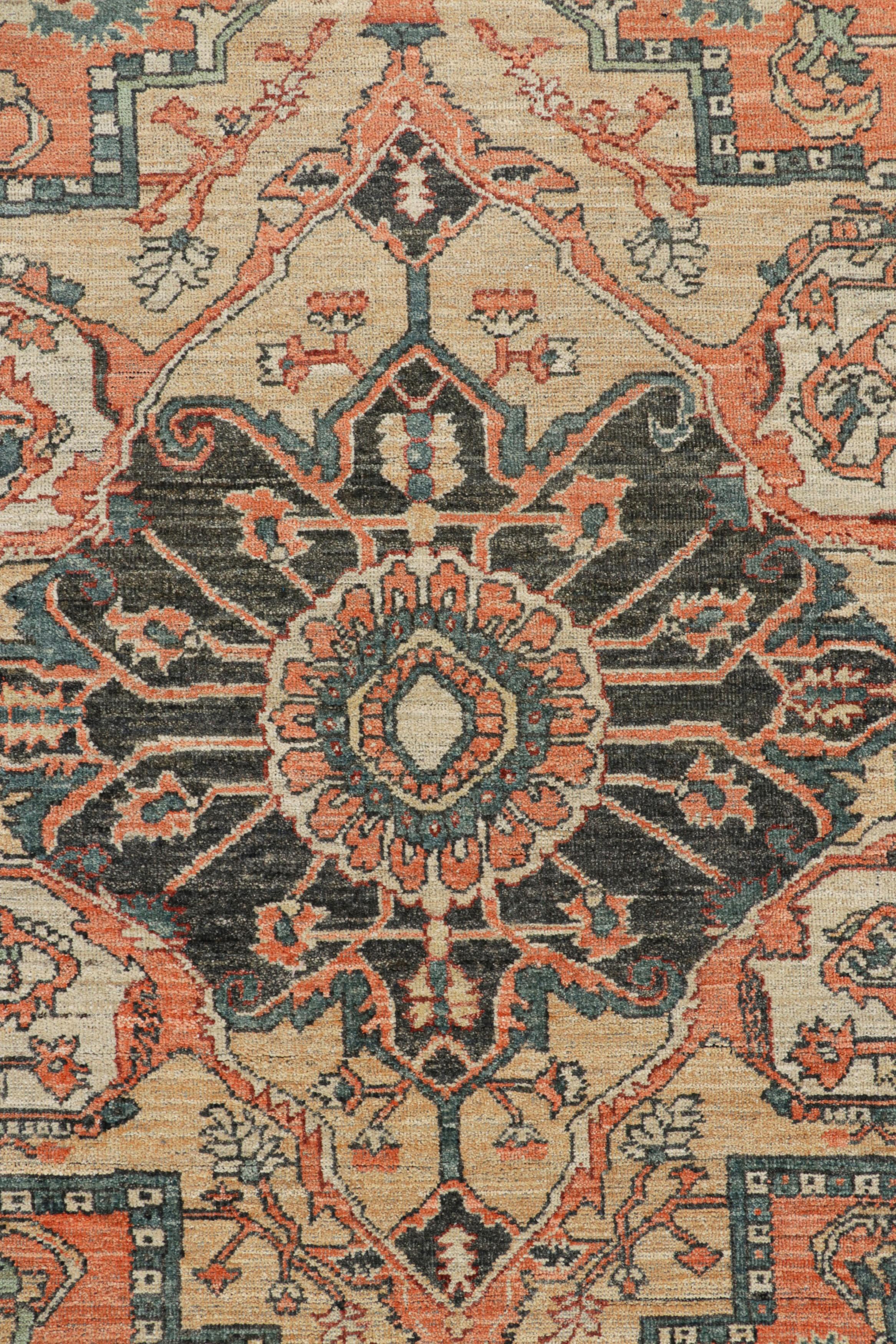 Alfombra estilo Heriz de Rug & Kilim en naranja y beige con medallón Siglo XXI y contemporáneo en venta
