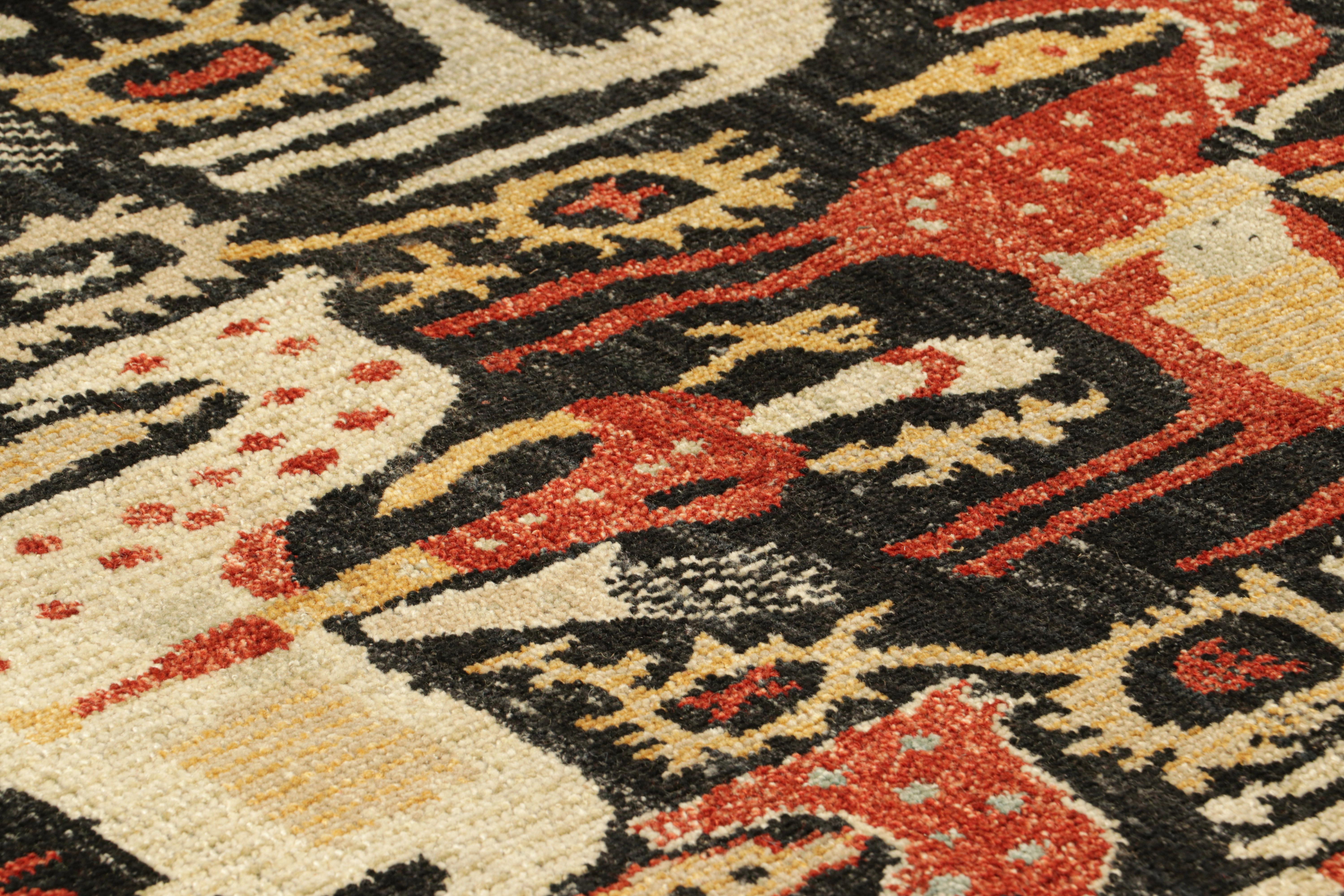 Noué à la main dans un mélange spécial de laine de Ghazni, ce tapis 4x3 représente la Collection Sal de Rug & Kilim, un classique personnalisé, dont le design s'inspire des textiles et broderies antiques Kaitag du Daghestan du XIXe siècle.

Sur le