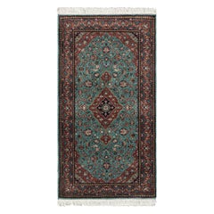 Rug 
Kilim è un tappeto runner in stile Kashan, rosso e blu, con motivi geometrici