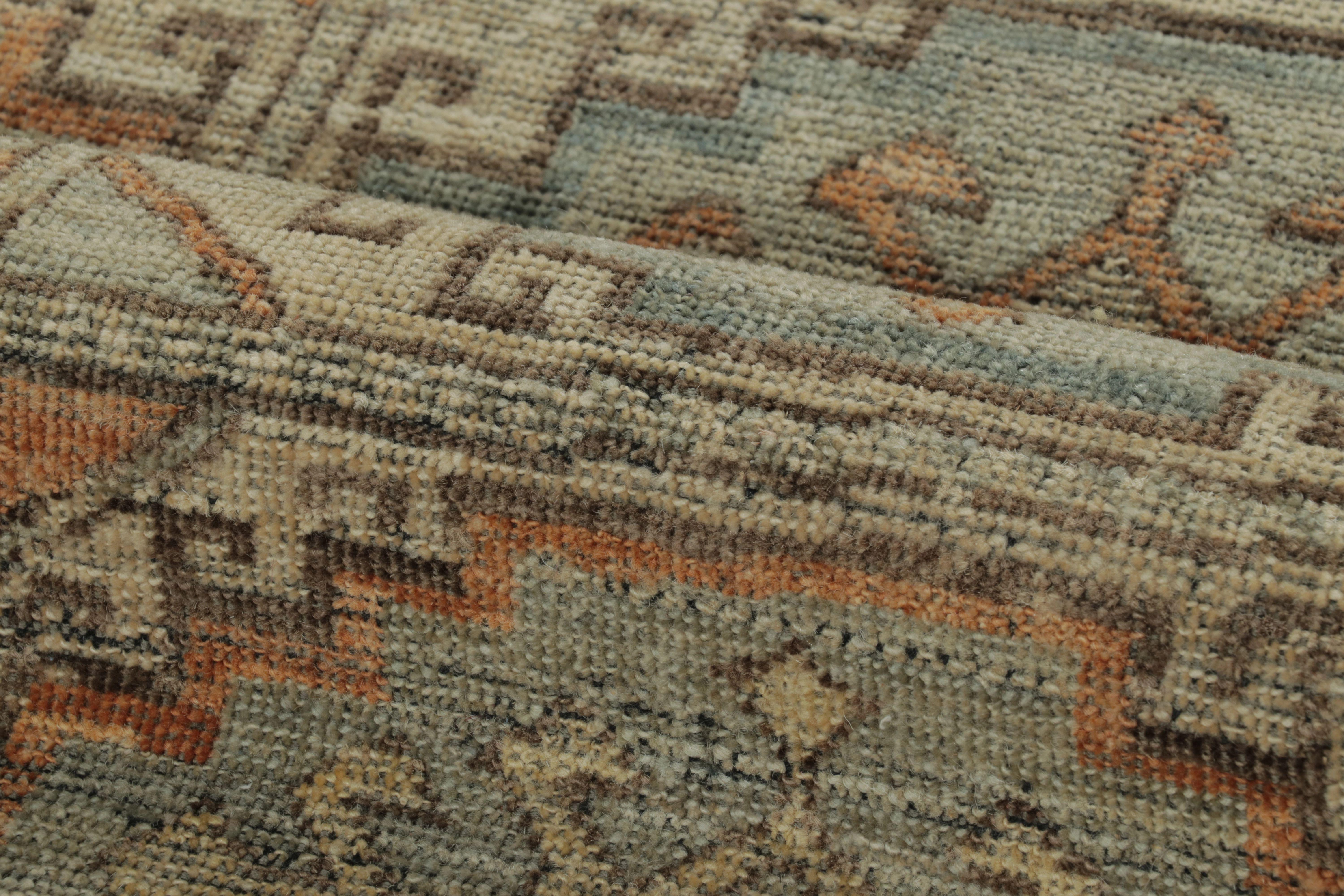 Tapis d'inspiration kazakhe de Rug & Kilim, médaillons géométriques audacieux en beige et bleu Neuf - En vente à Long Island City, NY