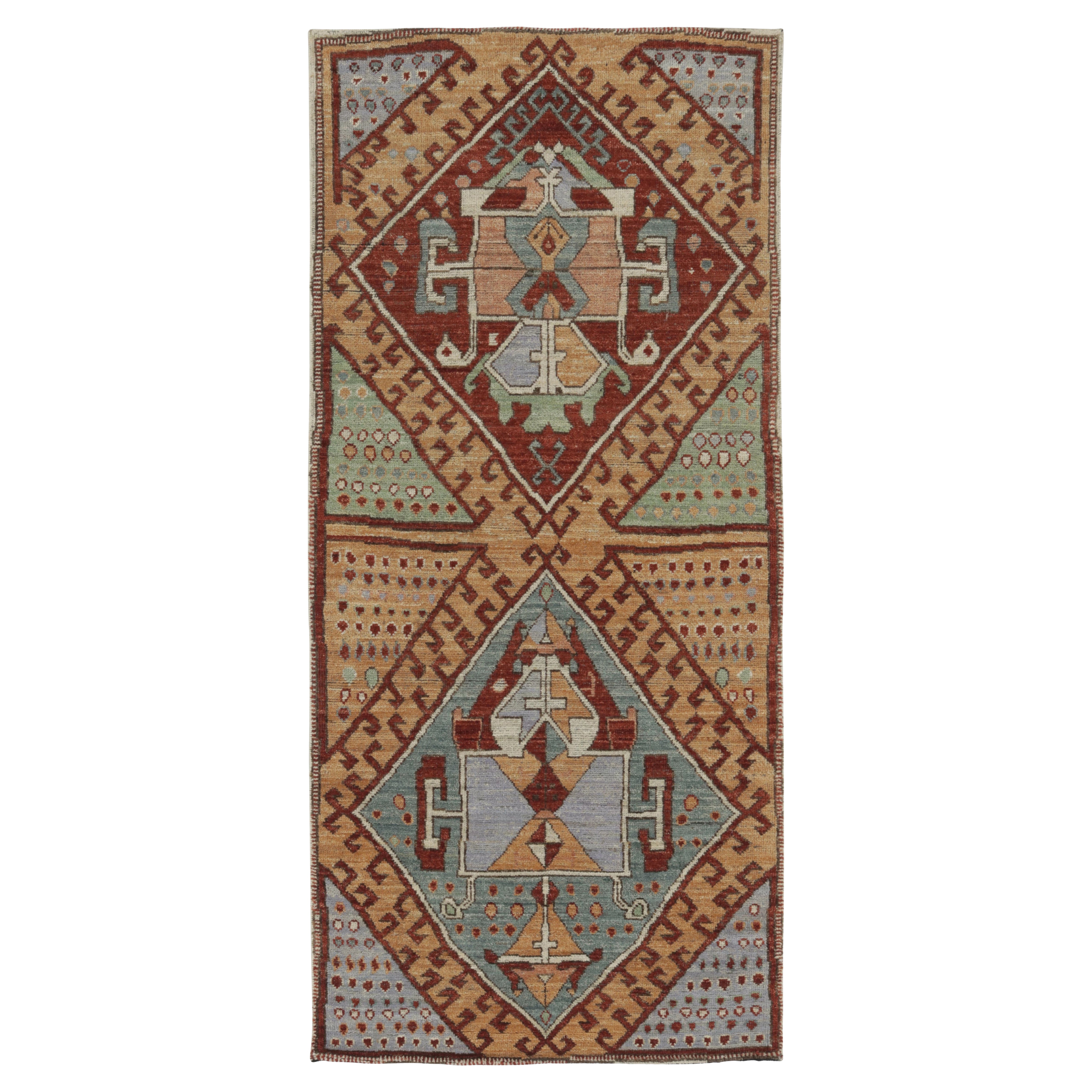 Tapis de course d
inspiration kazakhe avec médaillons tribaux audacieux de Rug
Kilim