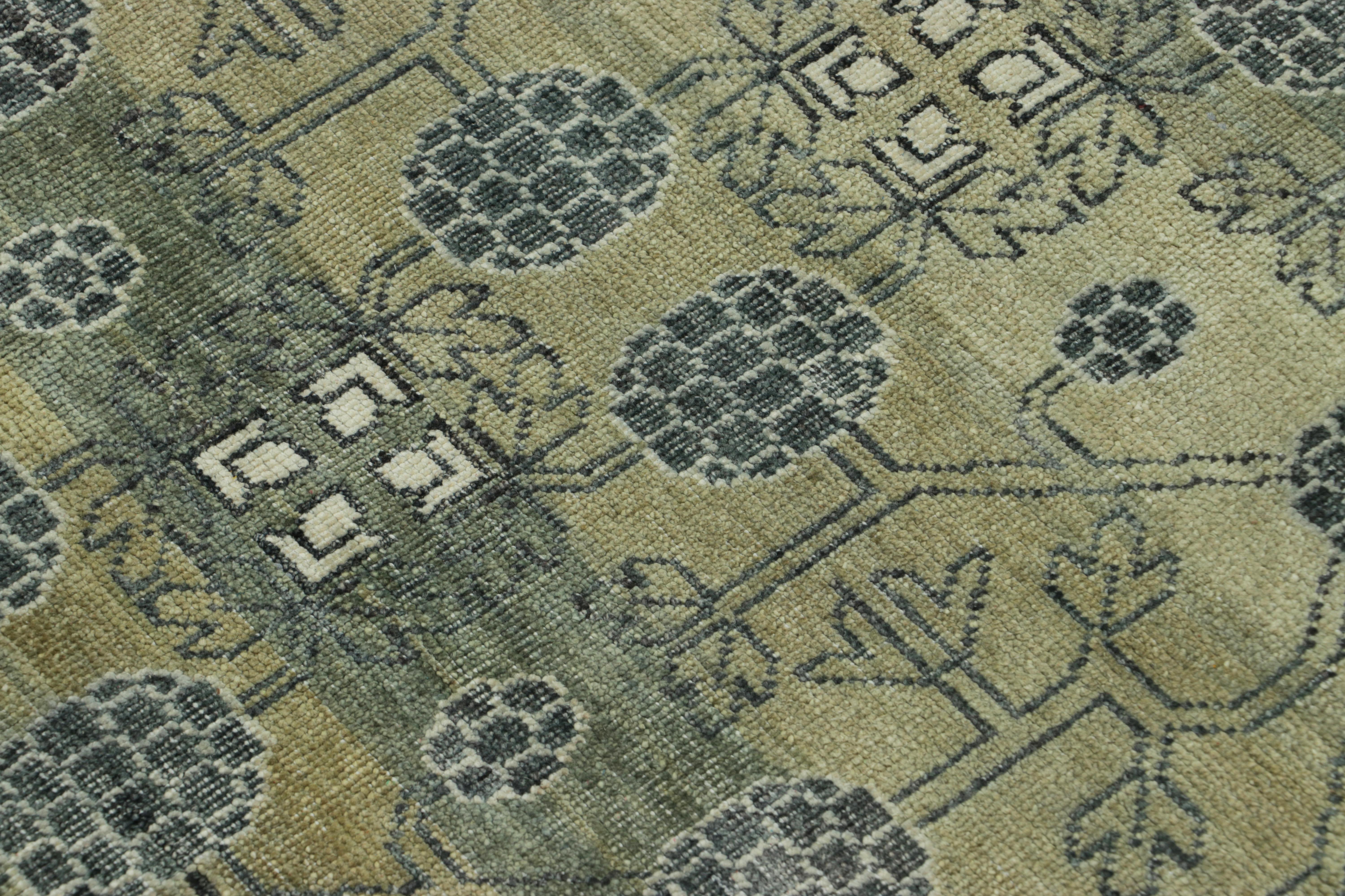 Dieser moderne Teppich im Format 4x5 aus luxuriöser, handgeknüpfter Wolle und Seide ist eine kühne Ergänzung der Modern Classics Collection'S von Rug & Kilim - eine luxuriöse Neuinterpretation historischer Designs, wie zum Beispiel die Hommage