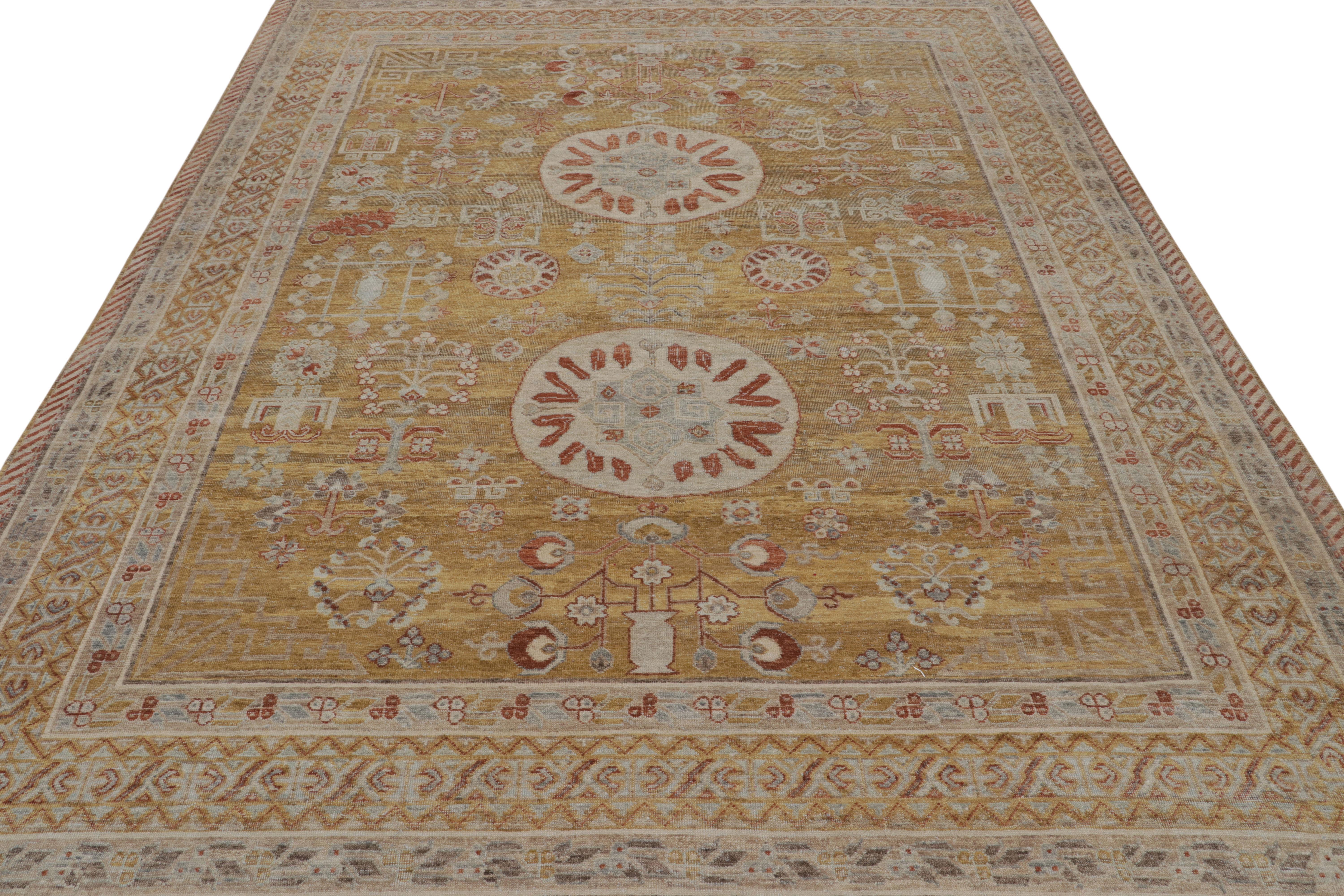 Rug & Kilim’s Khotan Rug in Gold and Red with Geometric Patterns In New Condition For Sale In Long Island City, NY