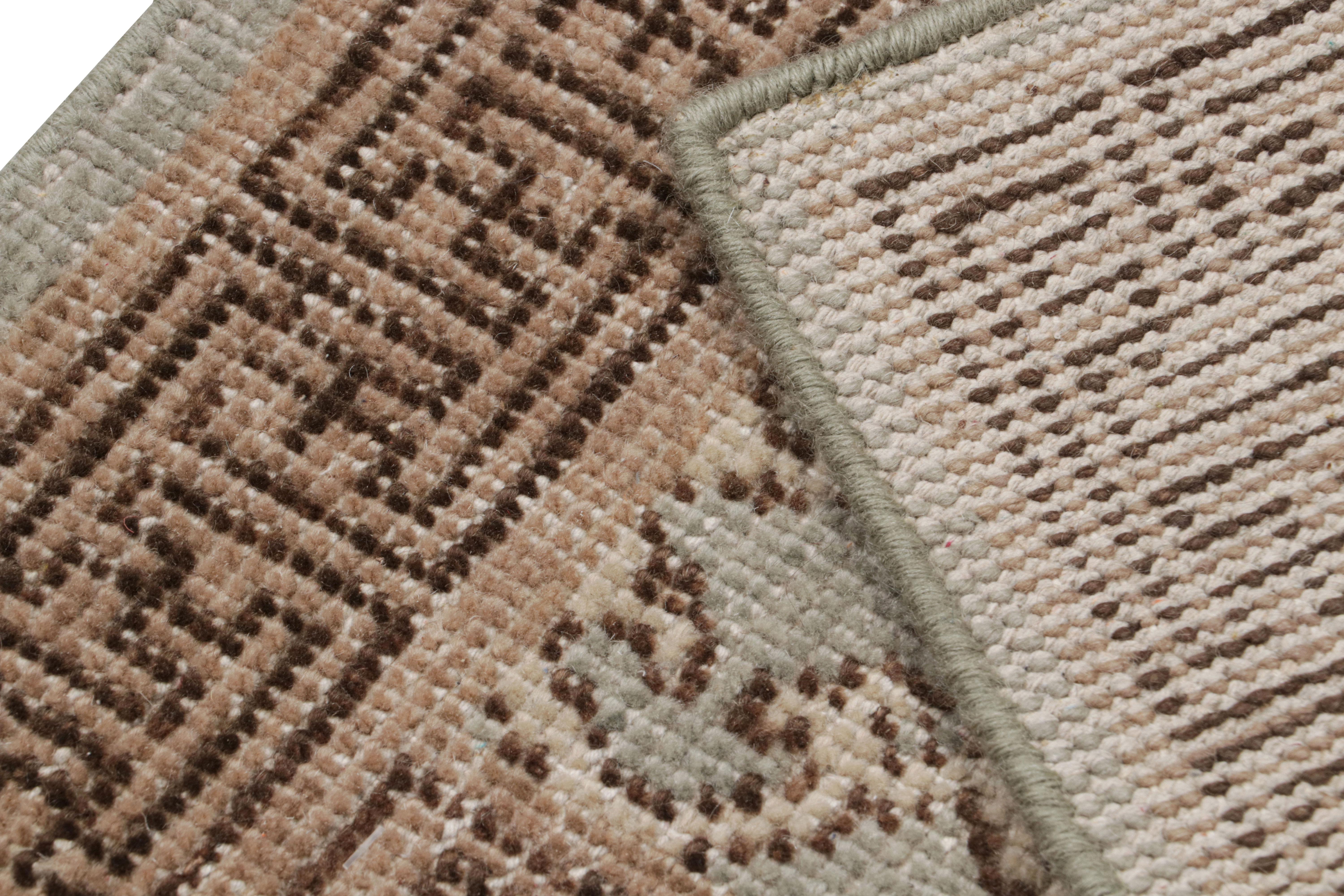 Rug & Kilim's Khotan Samarkand Style Scatter Rug with Geometric Patterns (tapis à motifs géométriques) Neuf - En vente à Long Island City, NY