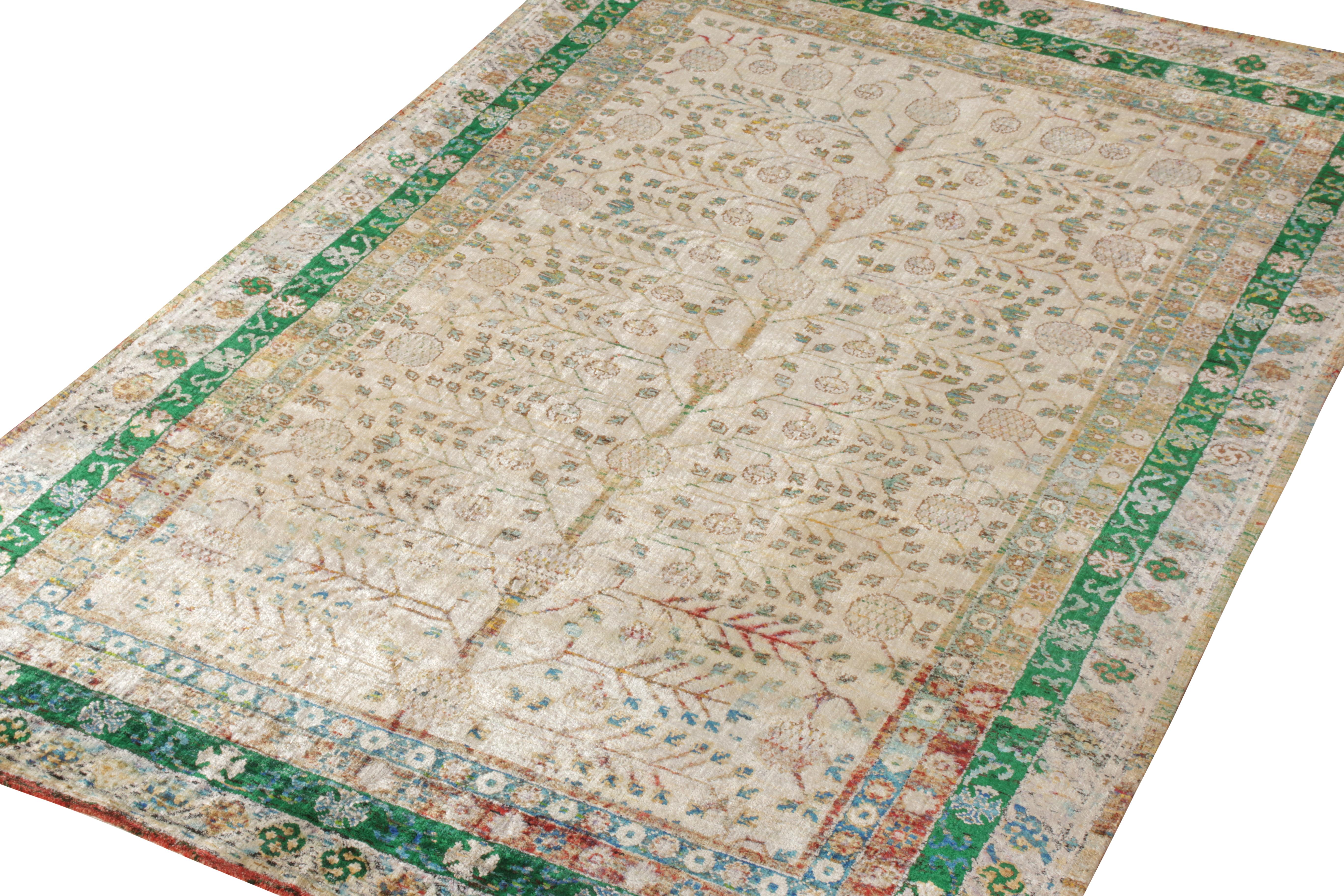 Indiano Tappeto moderno in stile Khotan di Rug & Kilim in verde, beige e marrone con motivo a melograno in vendita