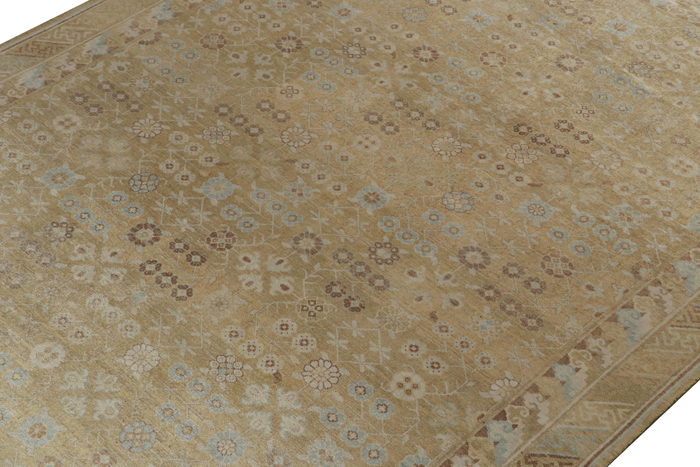 Alfombra de estilo Khotan de Rug & Kilim con dibujo geométrico azul y beige-marrón Indio en venta