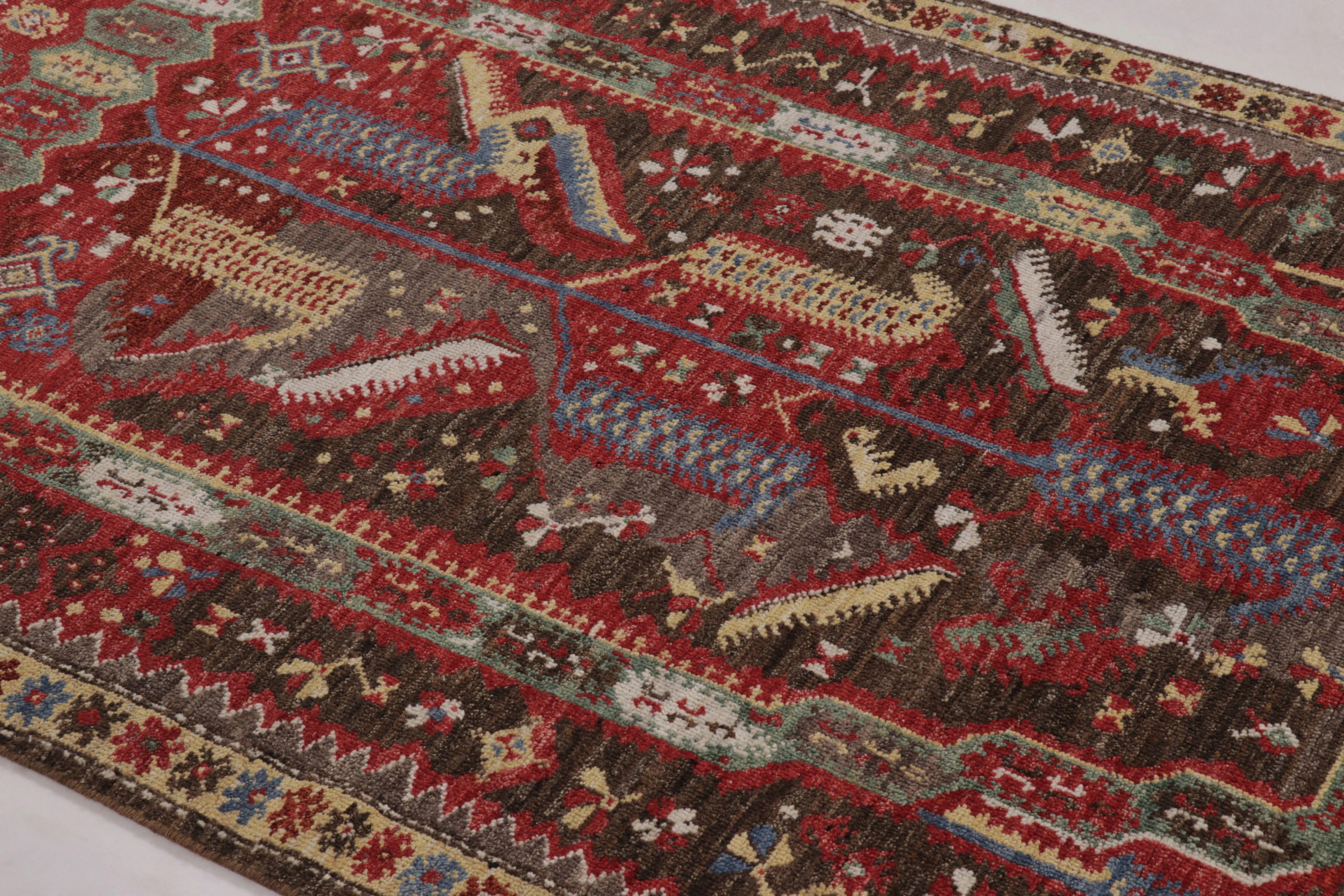 XXI secolo e contemporaneo Rug & Kilim: un tappeto ispirato a Konya con medaglioni tribali policromi in vendita
