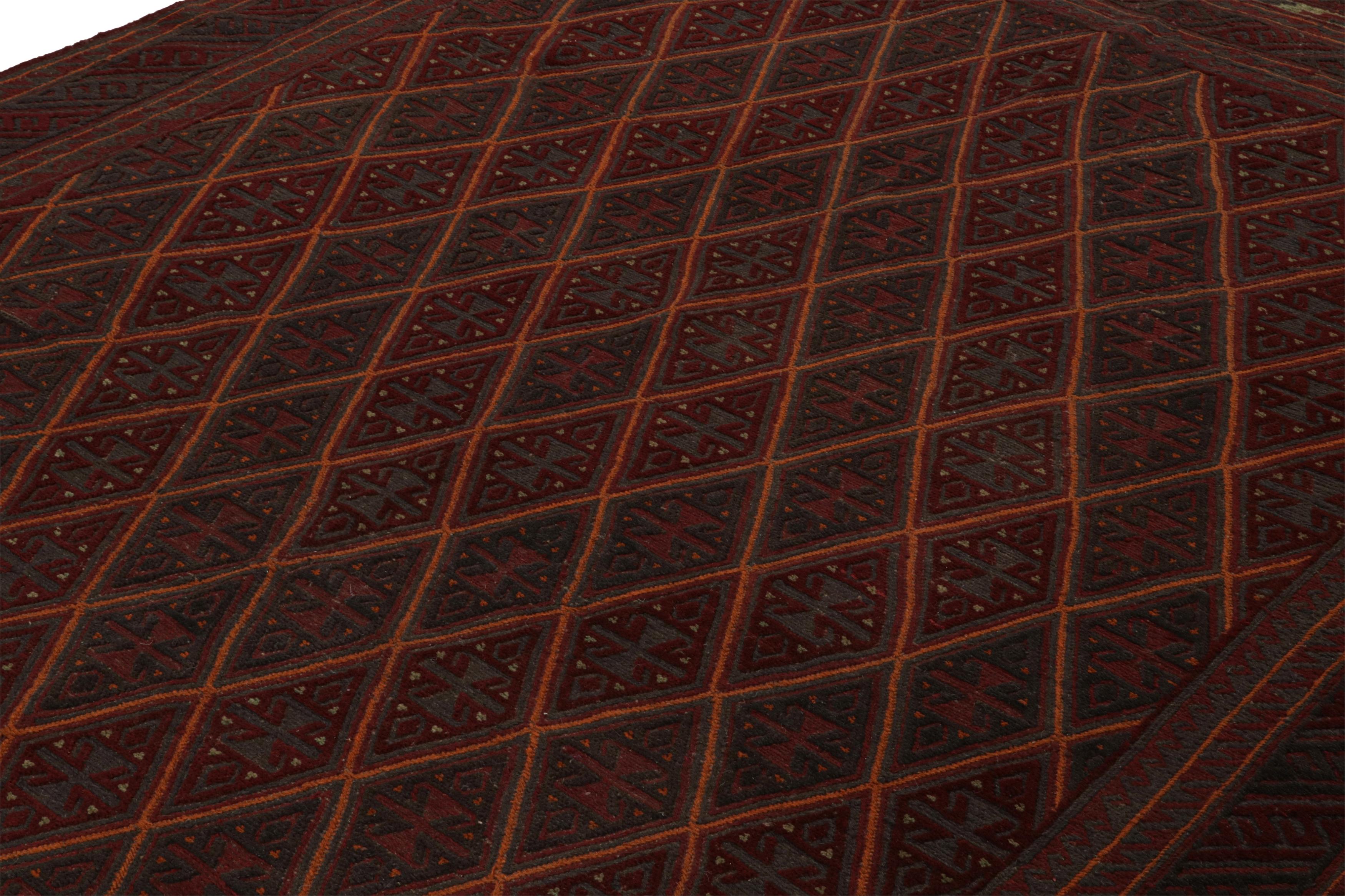 Alfombra afgana baluch Mashwani de Rug & Kilim en rojo con motivos geométricos Afgano en venta