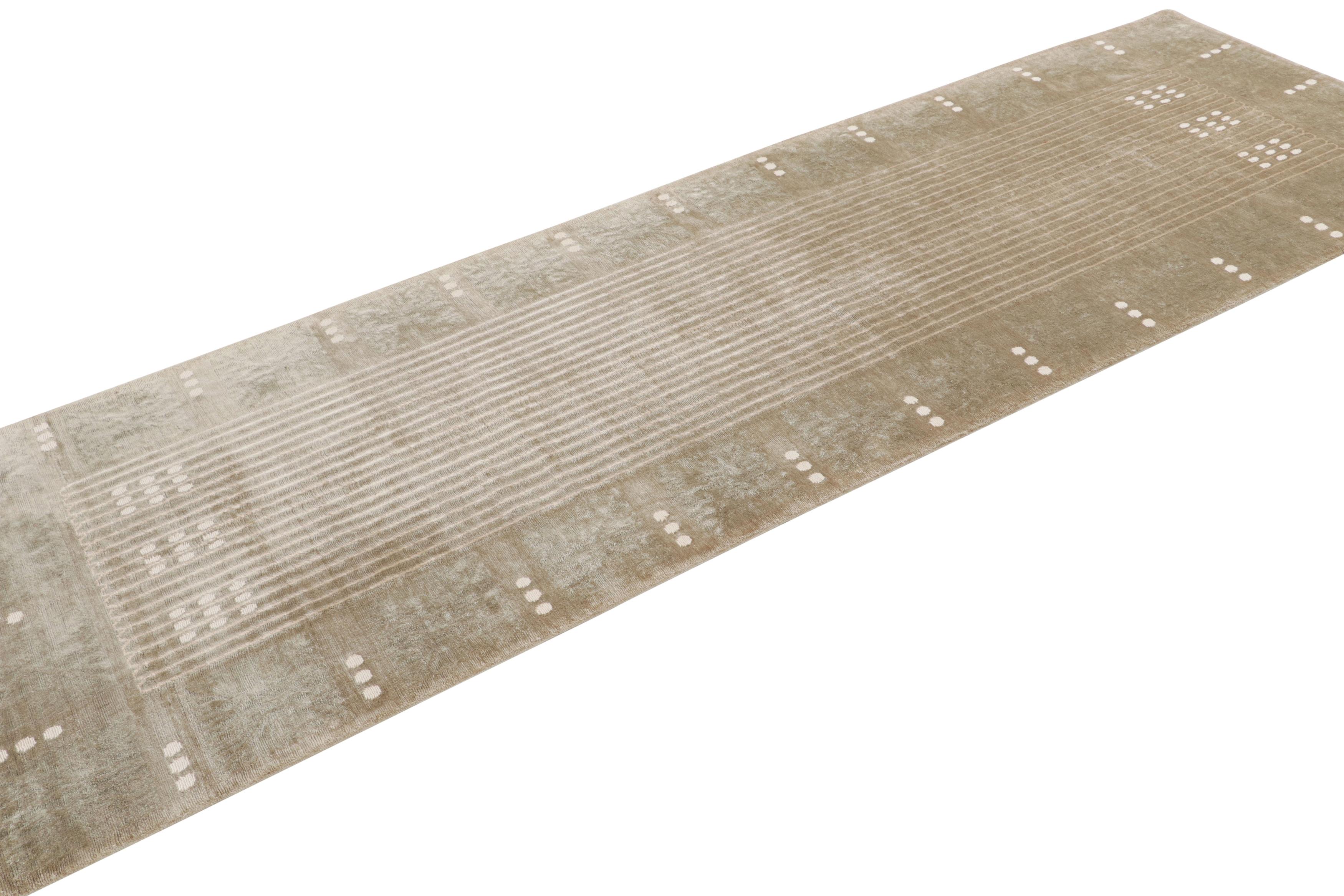 Alfombra Rug & Kilim de diseño laberíntico geométrico de lana y seda beige Anudado a mano en venta