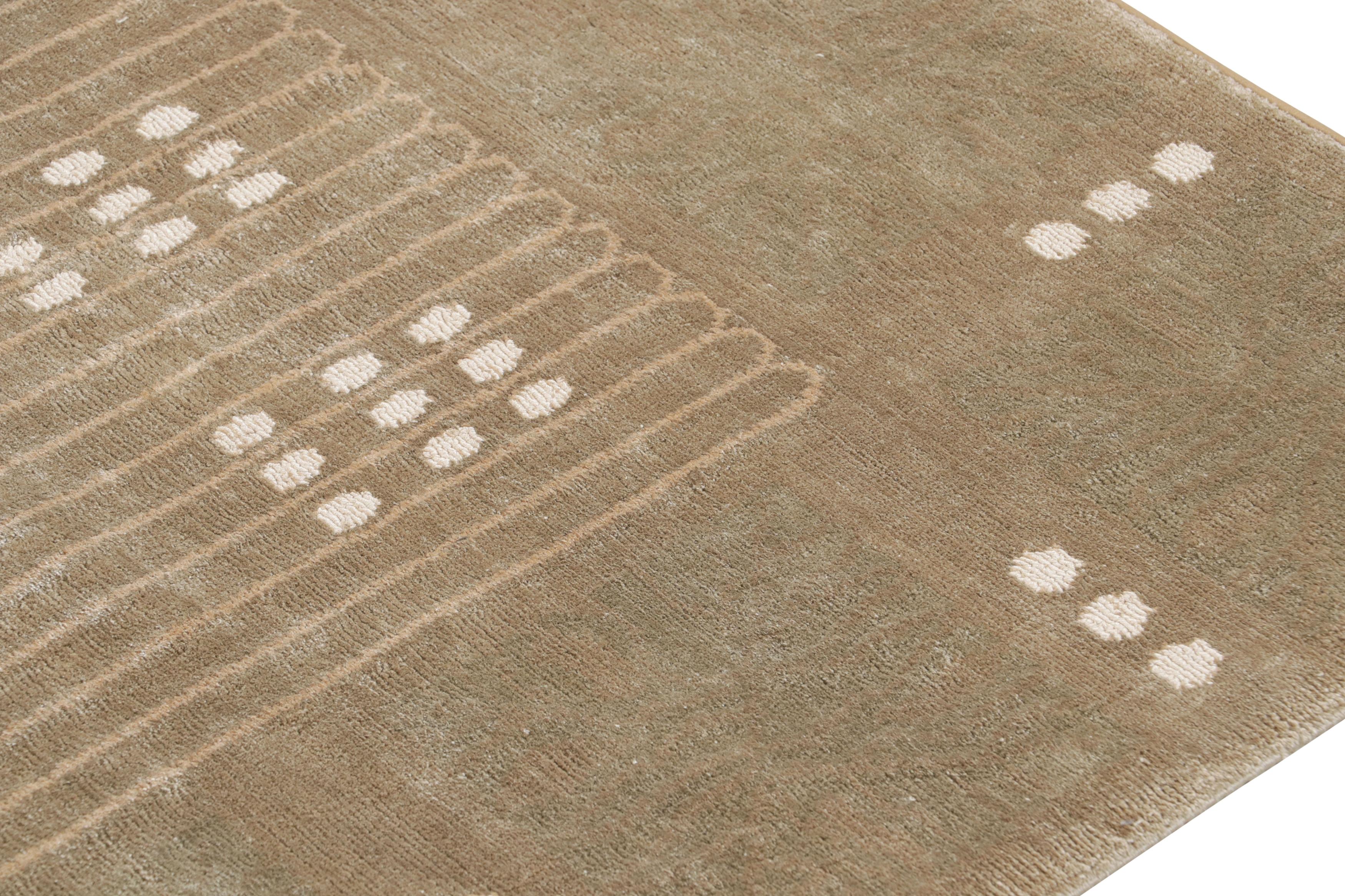 Nepalese Rug & Kilim's Maze Design Geometric Beige Wool and Silk Runner For Sale