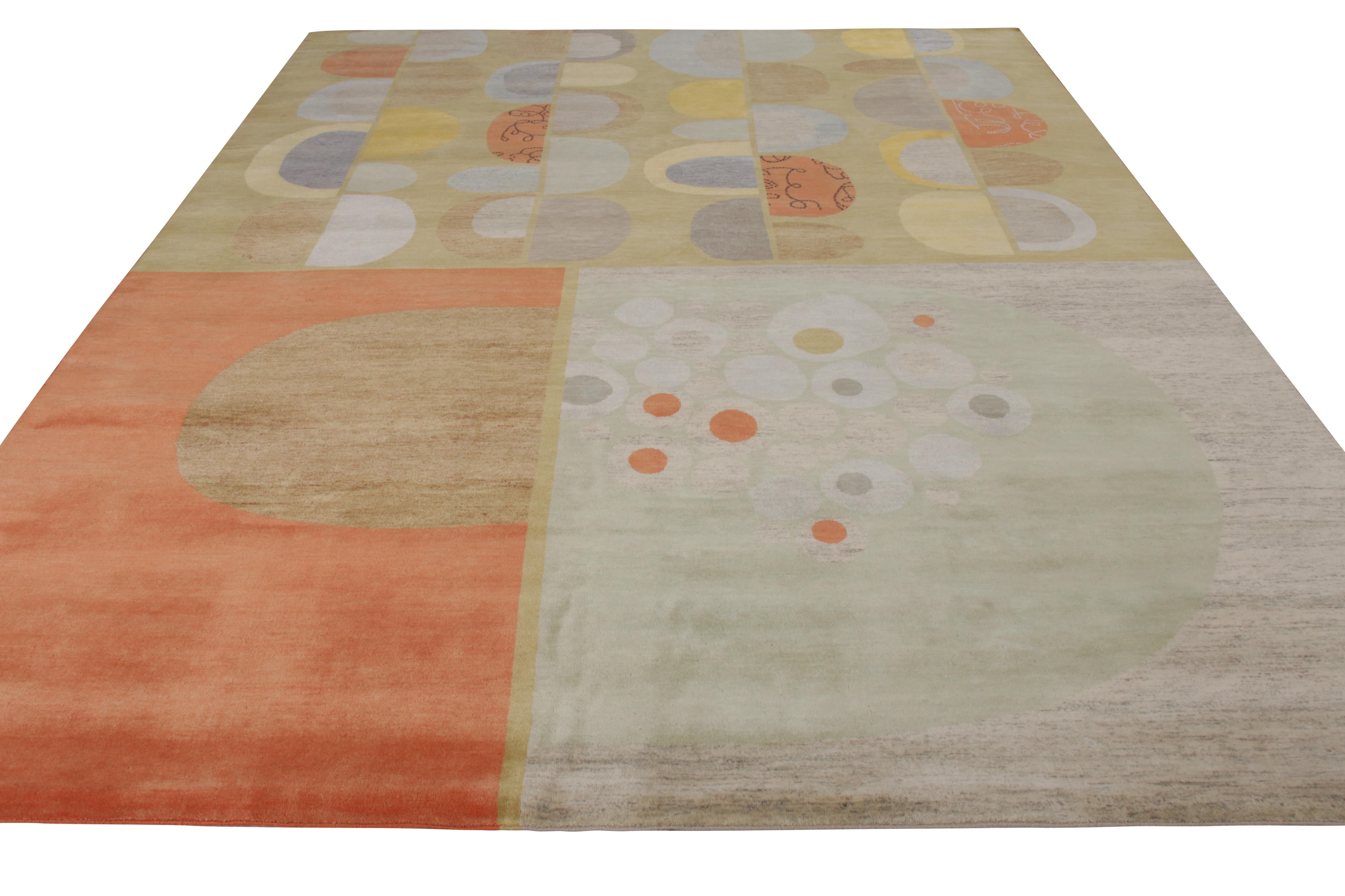 Ein 9x12 großer Teppich aus der Mid-Century Modern Kollektion von Rug & Kilim, handgeknüpft aus einer einzigartigen Woll-Seidenmischung. Ein kühner Teppichentwurf in Kollaboration mit der modernen Künstlerin Jenn Ski, der auf spielerische Weise
