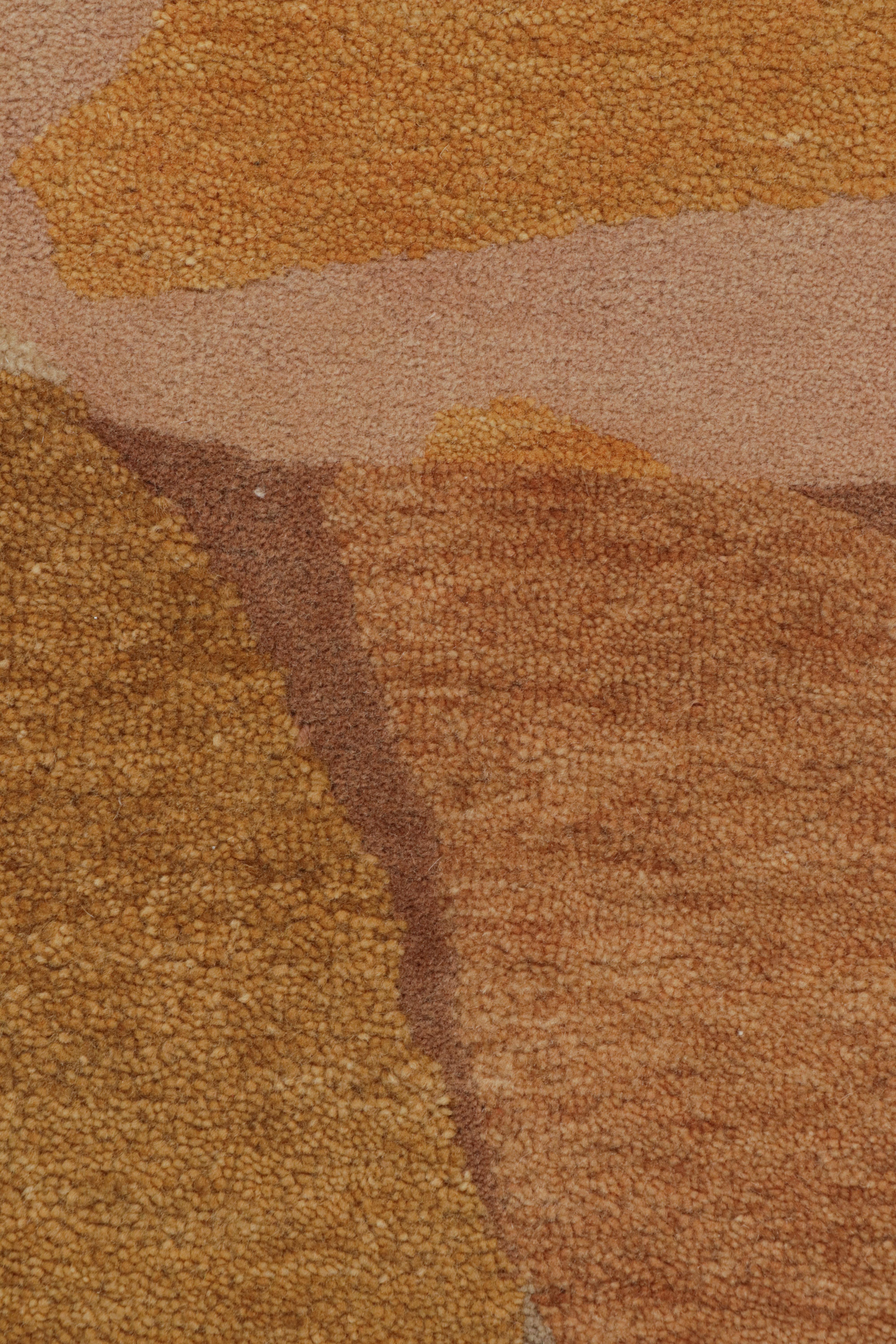 Rug & Kilim's Mid-Century Modern Style Teppich mit geometrischen Mustern im Zustand „Neu“ im Angebot in Long Island City, NY