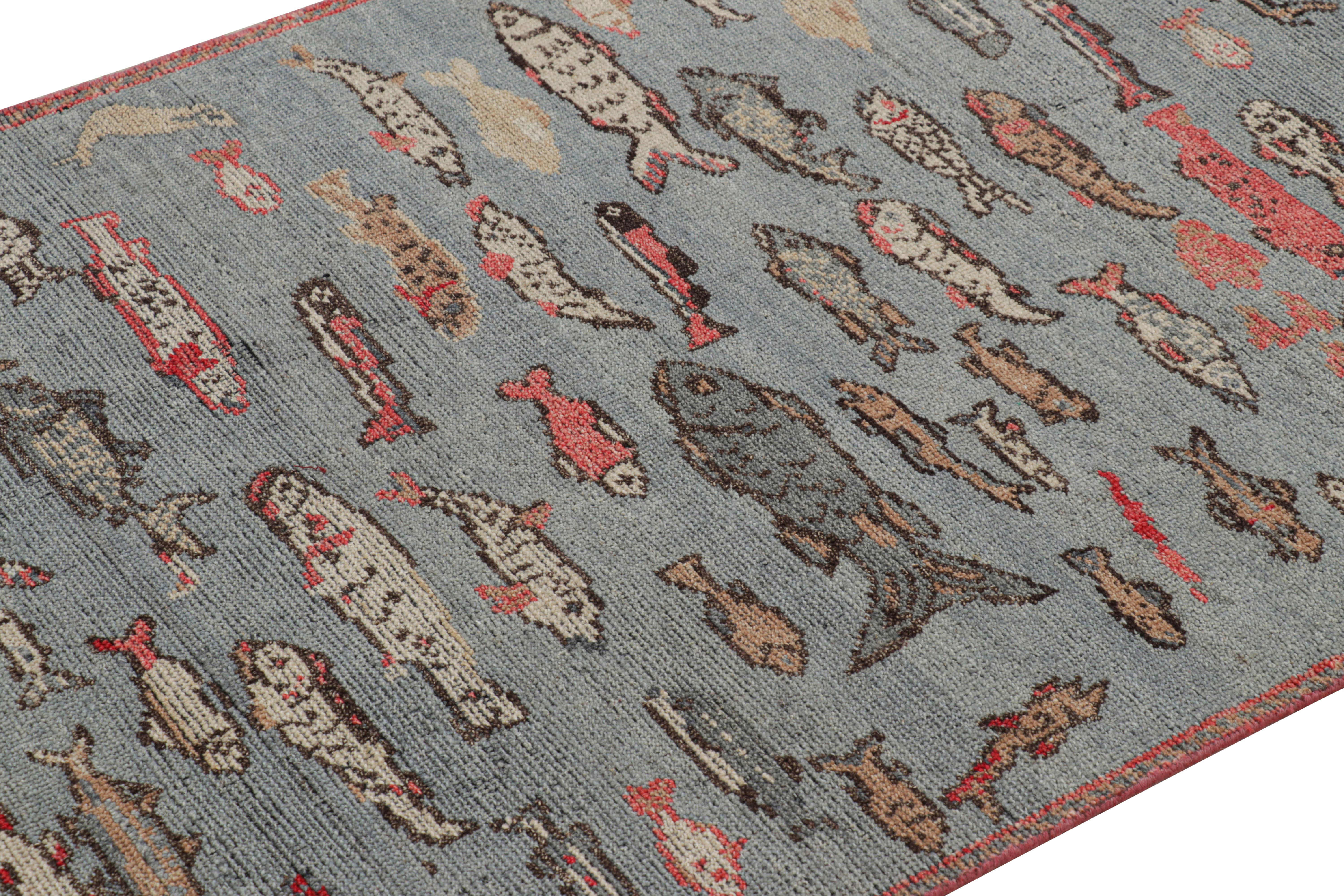 Annodato a mano in una speciale miscela di lana di Ghazni, questo tappeto 3x5 è una nuova e audace aggiunta alla Burano Collection, rinomata per i suoi design che offrono un nuovo e lussuoso modo di guardare a importanti classici e pezzi d'epoca.