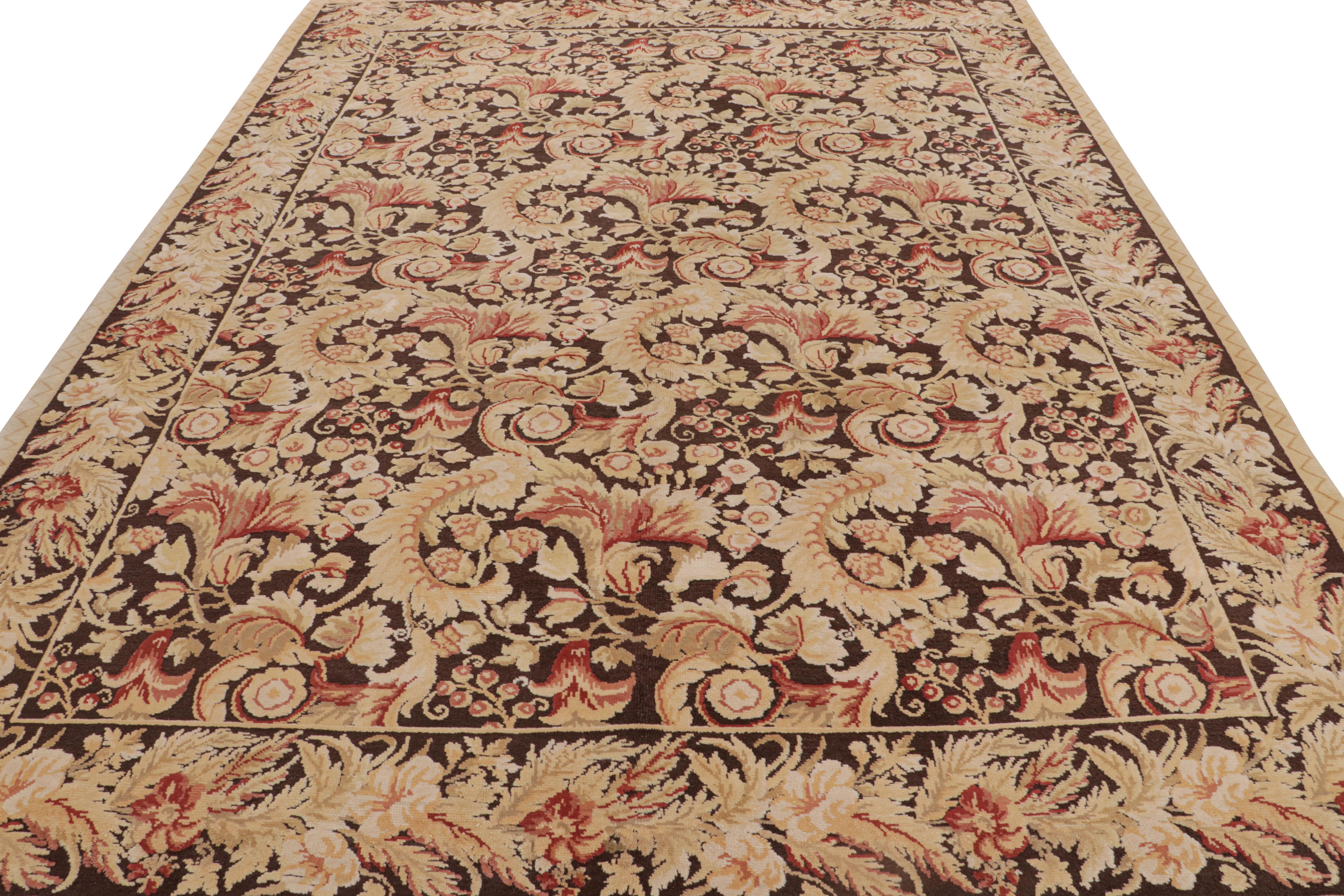 Annodato a mano Rug & Kilim - Tappeto di lana moderno del 18° secolo in stile floreale marrone e beige in vendita