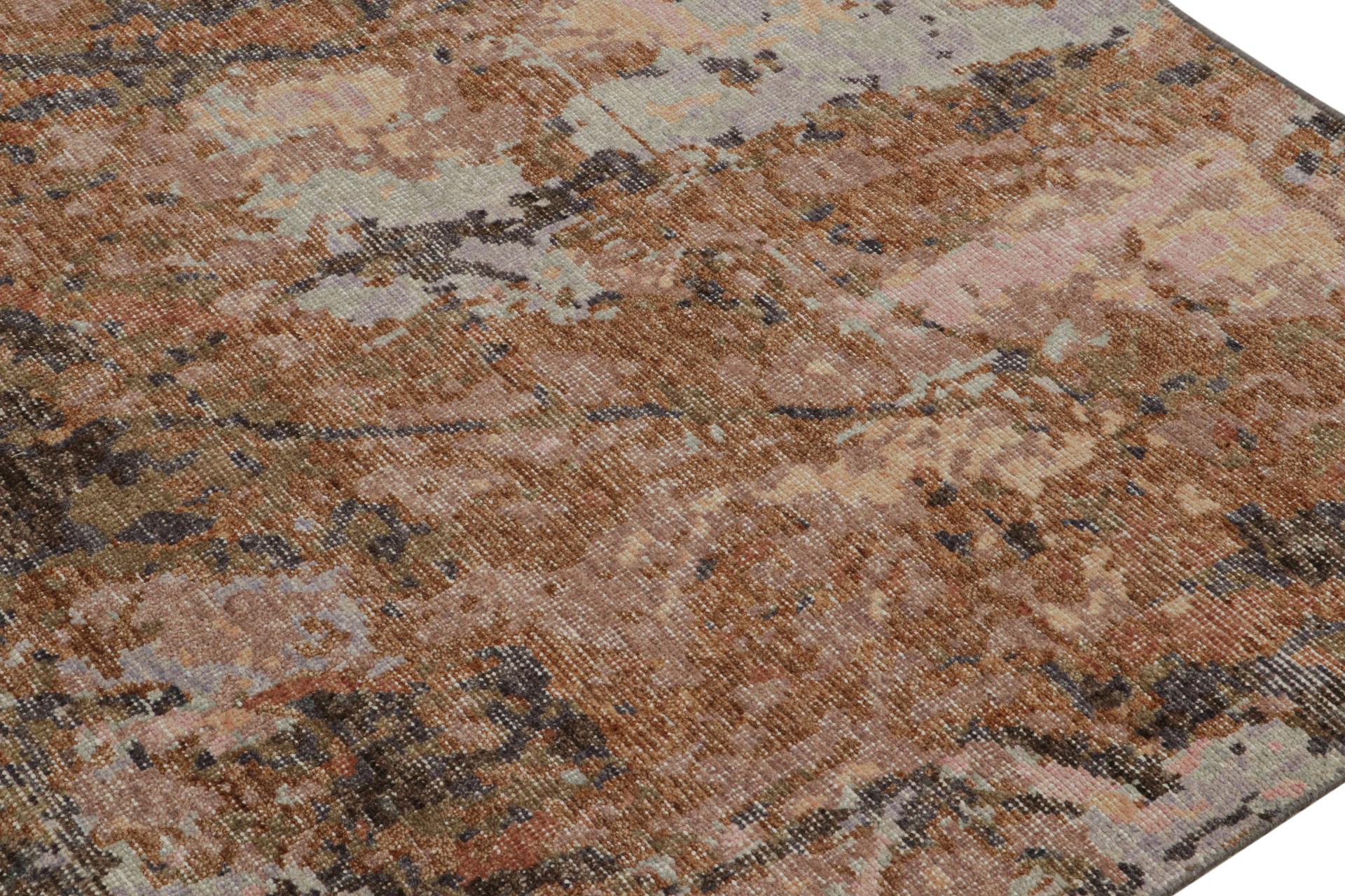 Rug & Kilim's Modern Abstract Distressed Graphic Rug mit geometrischem Muster (Handgeknüpft) im Angebot