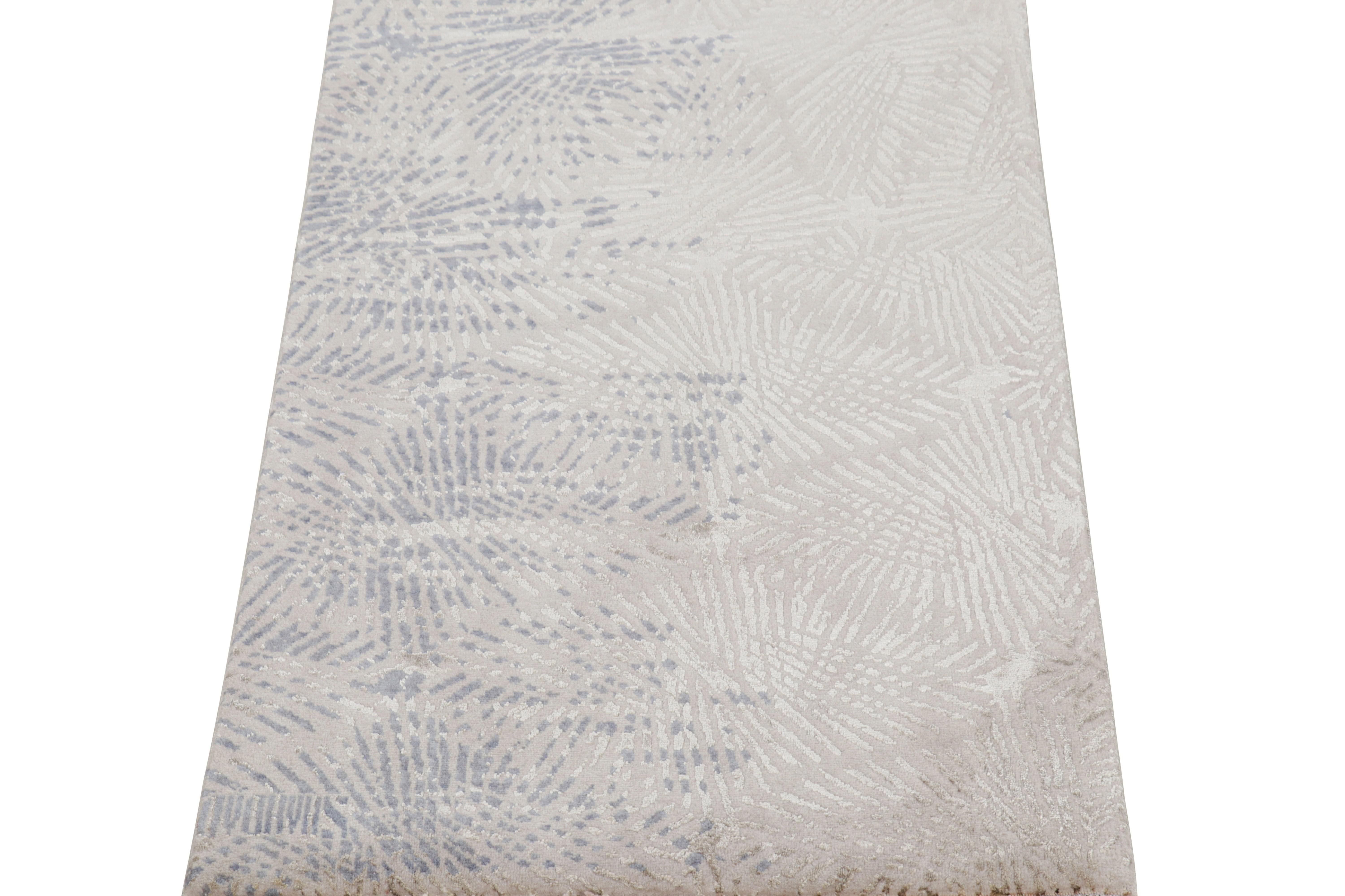 Rug & Kilim's Moderner abstrakter Teppich in Beige und Grau im Zustand „Neu“ im Angebot in Long Island City, NY