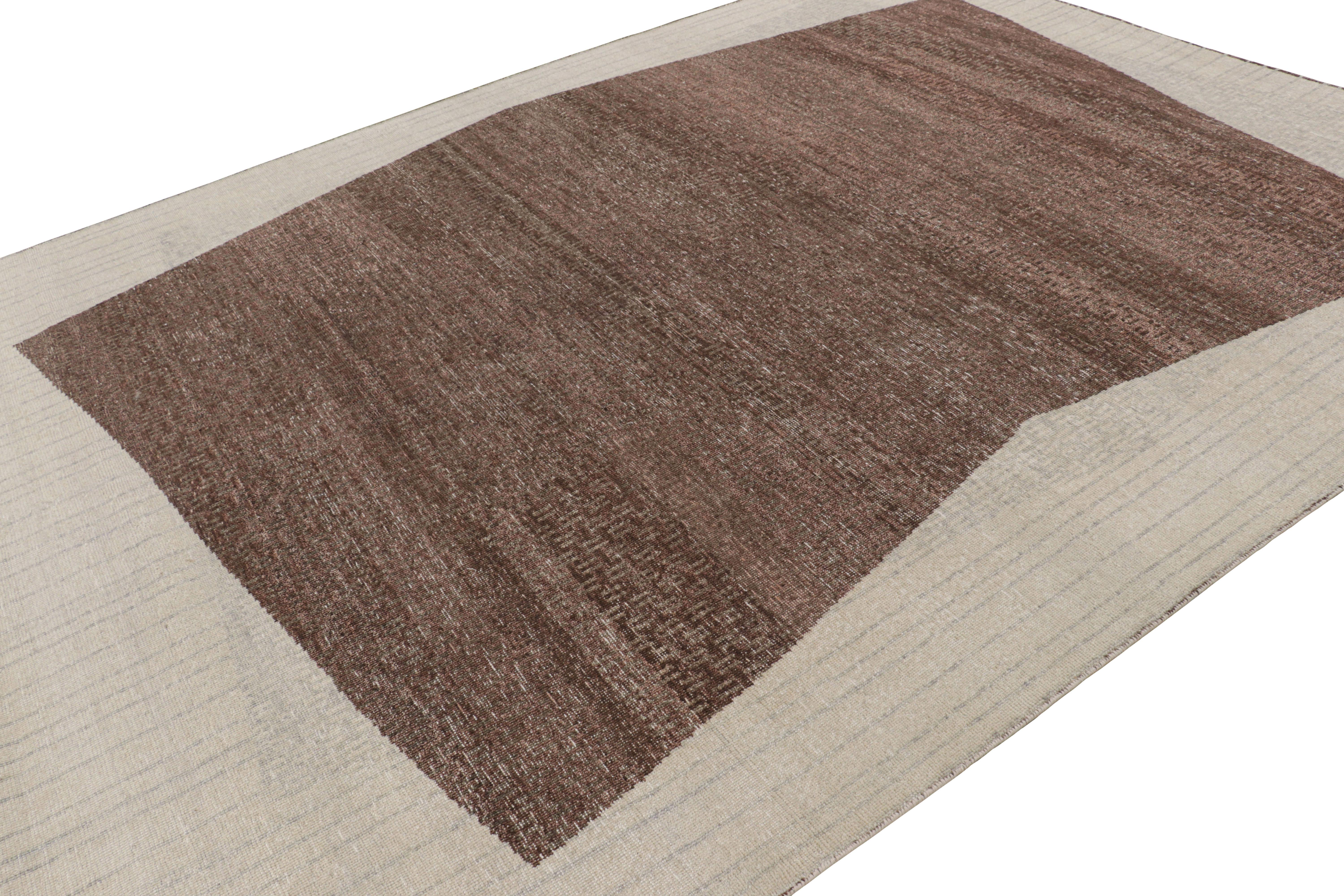 Rug & Kilim's Modern Abstract Rug in Beige und Grau mit geometrischen Mustern (Handgeknüpft) im Angebot