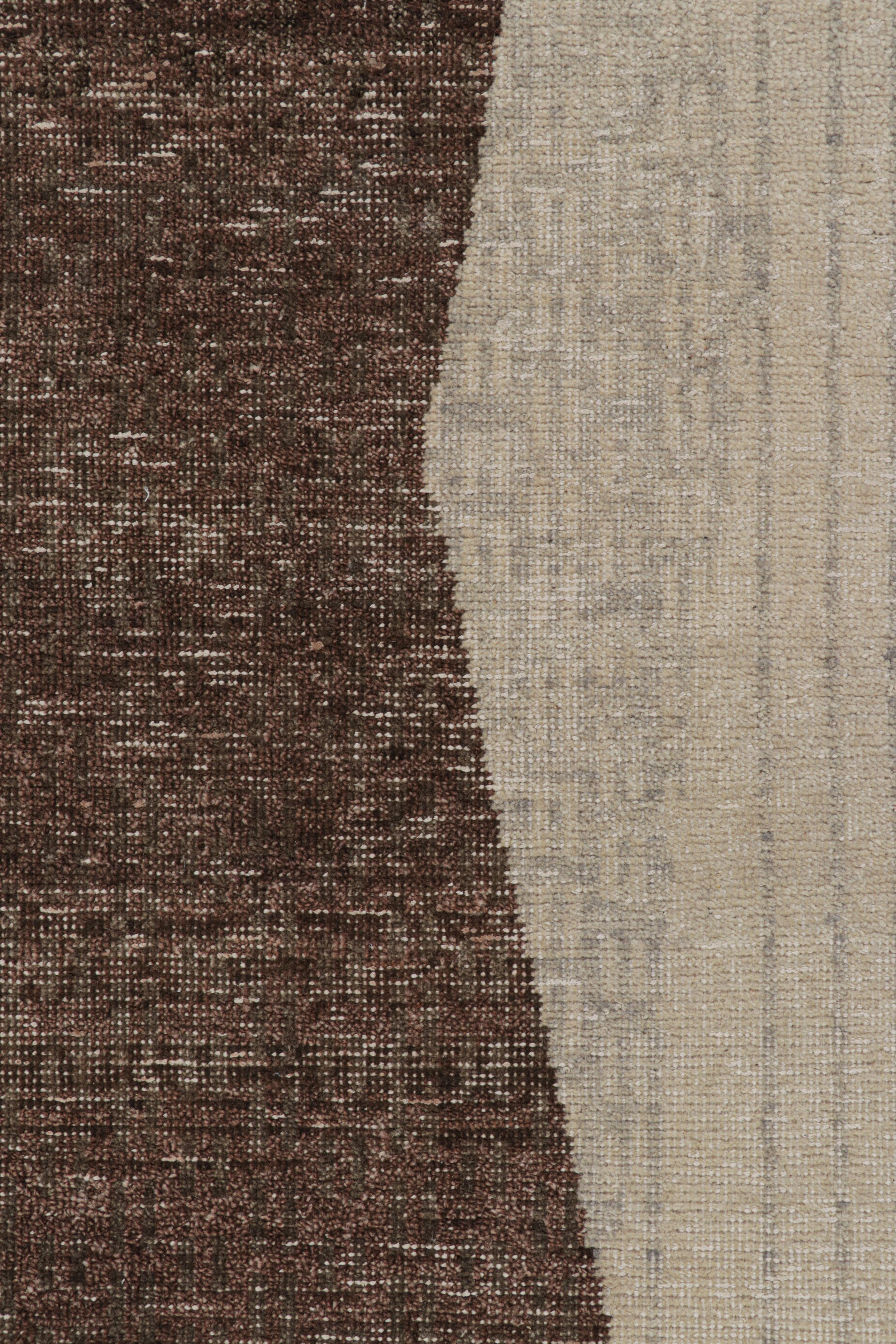 Contemporary Rug & Kilim’s Modern Abstract Rug in Beige and Gray with Geometric Patterns For Sale