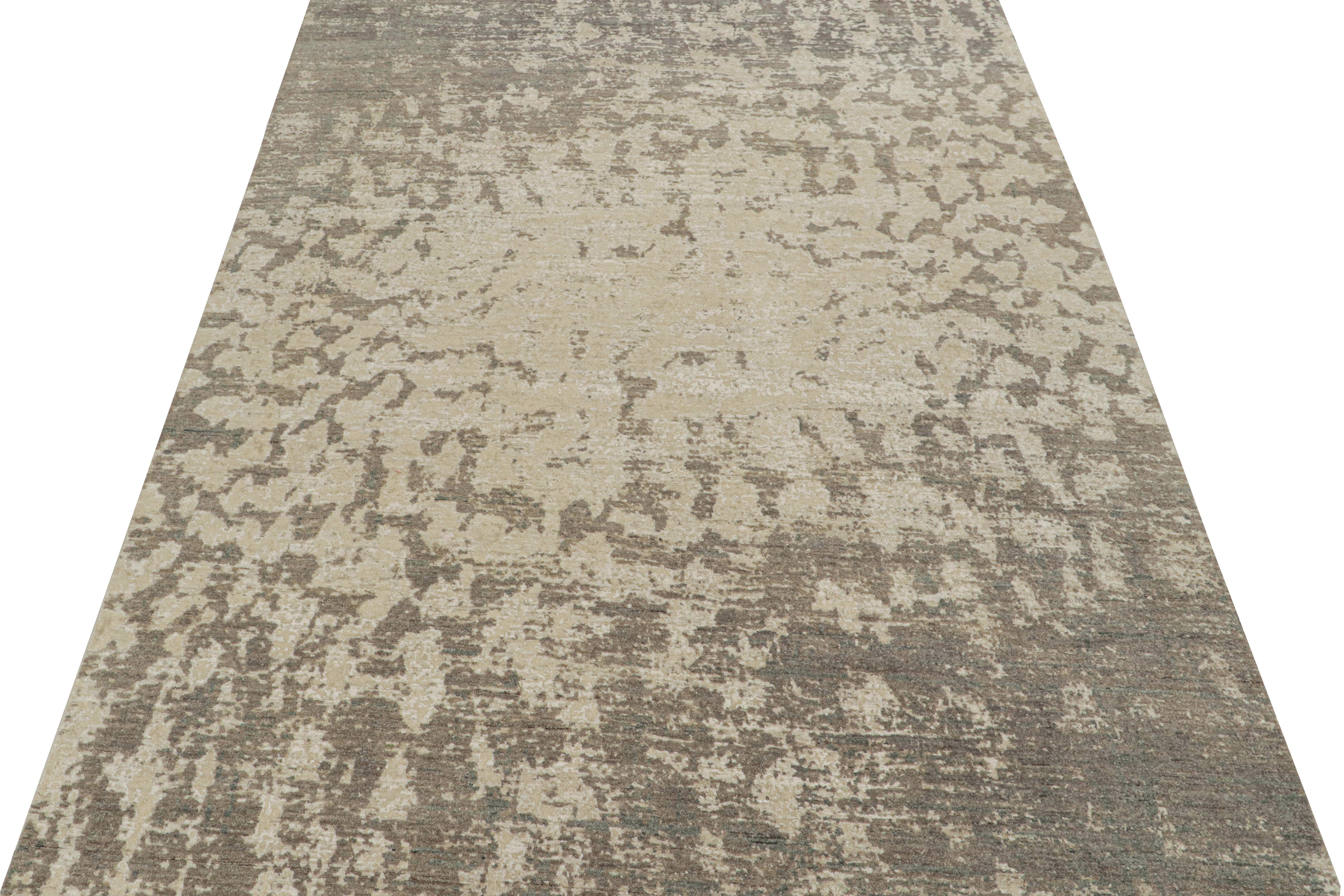 Ce tapis abstrait 10x14 est un nouvel ajout à la collection de tapis modernes de Rug & Kilim. Noué à la main en laine et en soie, son design explore l'esthétique picturale dans une mode audacieuse et une qualité complexe.

Plus loin dans le Design