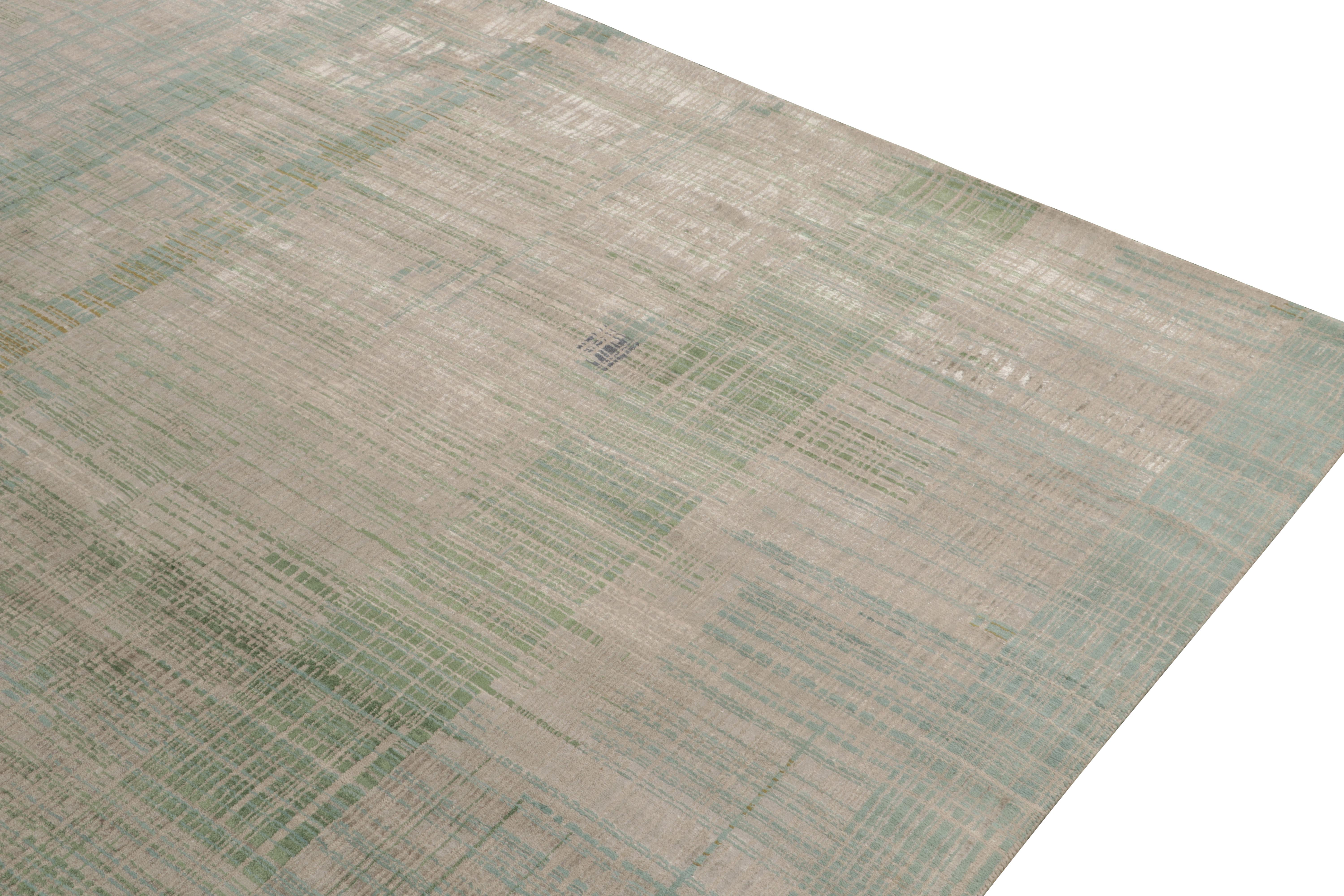 Rug & Kilims moderner abstrakter Teppich in Blau, Grün und Greige mit geometrischem Muster (Handgeknüpft) im Angebot