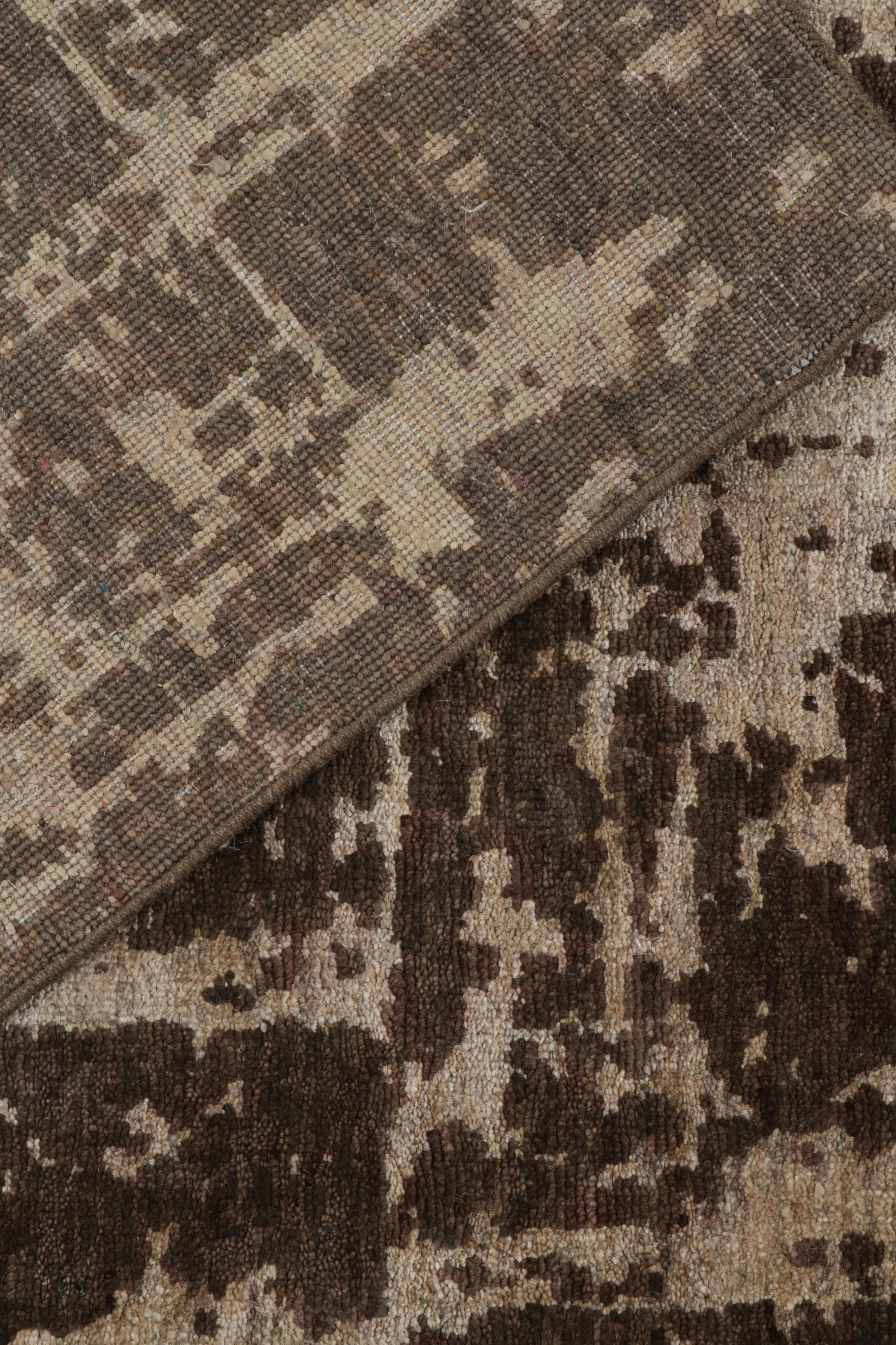 Wool Rug & Kilim’s Modern Abstract Rug in Brown Off-White Geometric Pattern For Sale