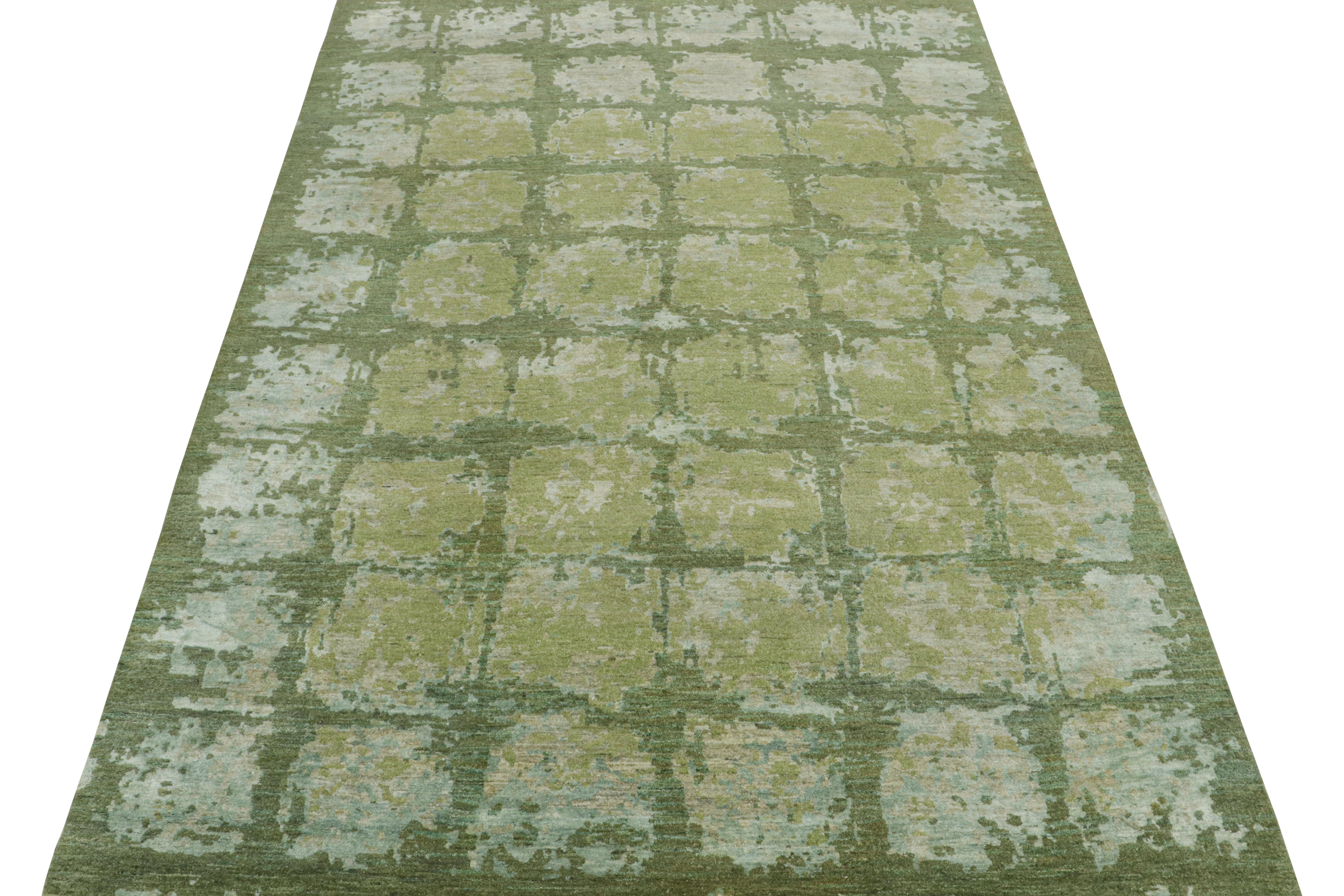 Ce tapis abstrait 10x14 est un nouvel ajout à la collection de tapis modernes de Rug & Kilim. Noué à la main en laine et en soie, son design joue sur des sensibilités picturales dans une mode audacieuse et une qualité complexe.

Plus loin dans le