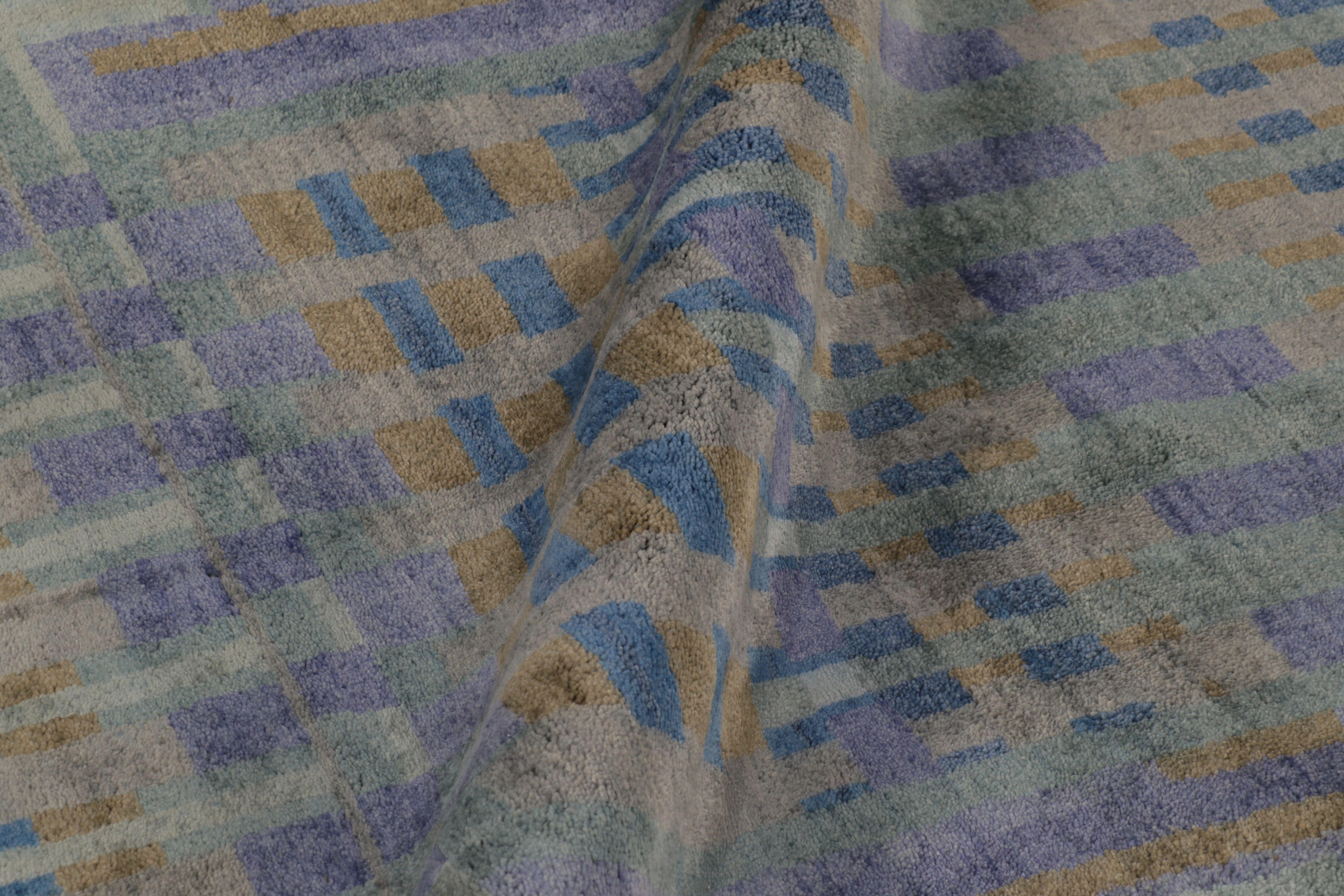 XXI secolo e contemporaneo Rug & Kilim: Tappeto astratto moderno con geometrie indaco, viola e oro in vendita