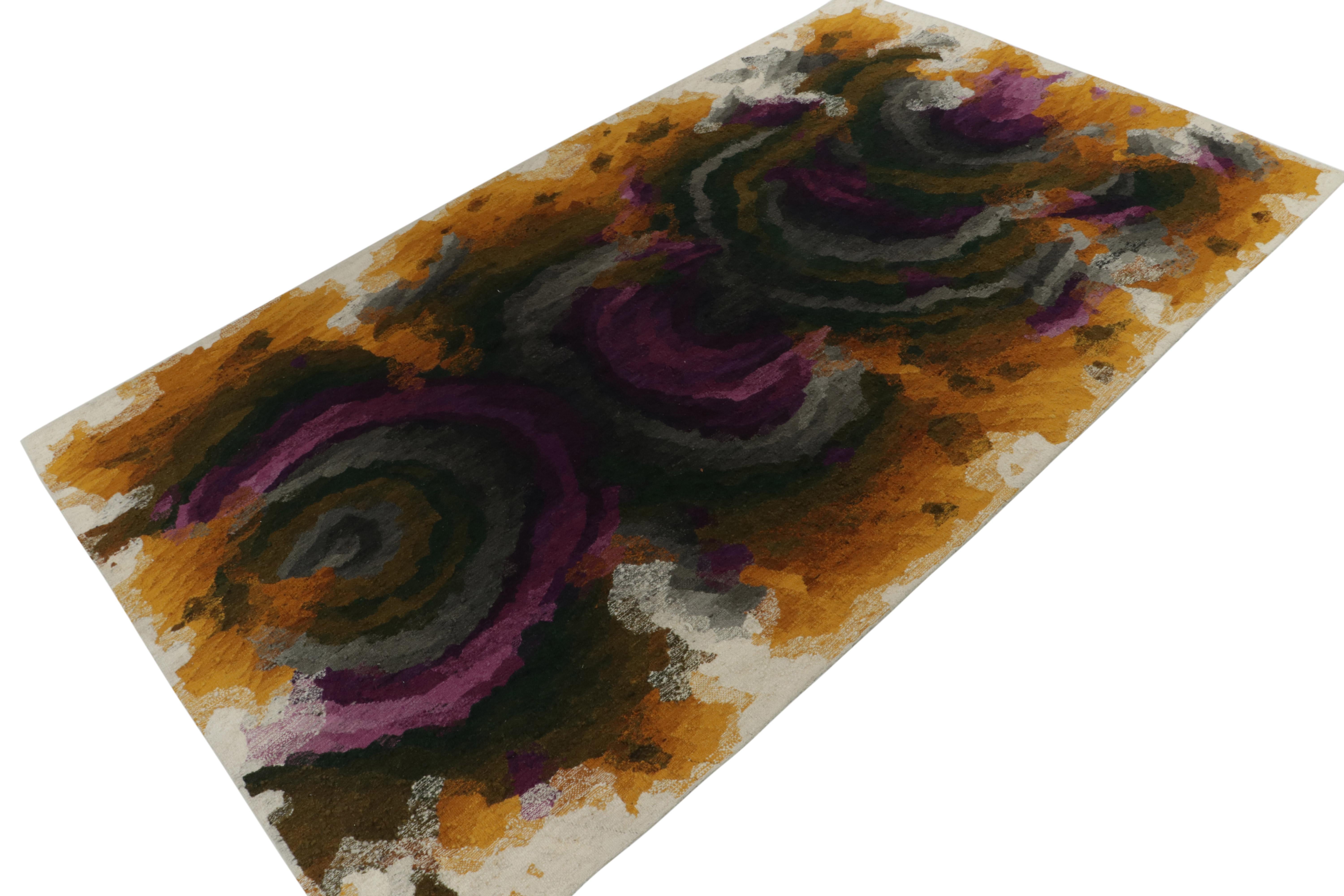 Handgewebter Wollteppich um 1950-1960, ein fabelhafter abstrakter Teppich im Format 9x15, der aus einer bedeutenden schwedischen Sammlung stammt.  

Über das Design: Die Farbgebung ist ein Spiel aus Ocker-, Violett- und Grautönen mit einer