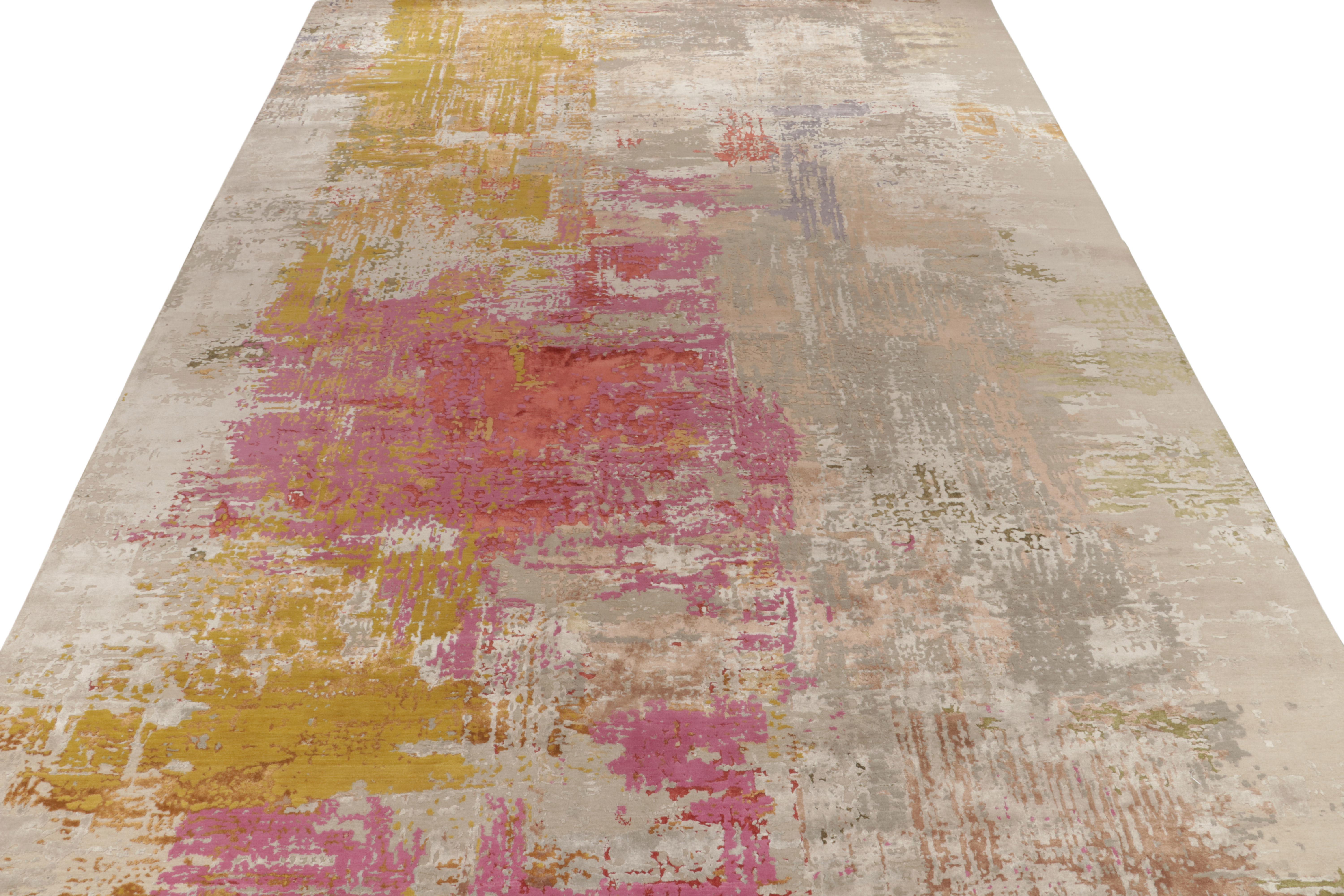 Indian Rug & Kilim’s Modern abstract rug in Pink, Gold and Gray Painterly Pattern For Sale
