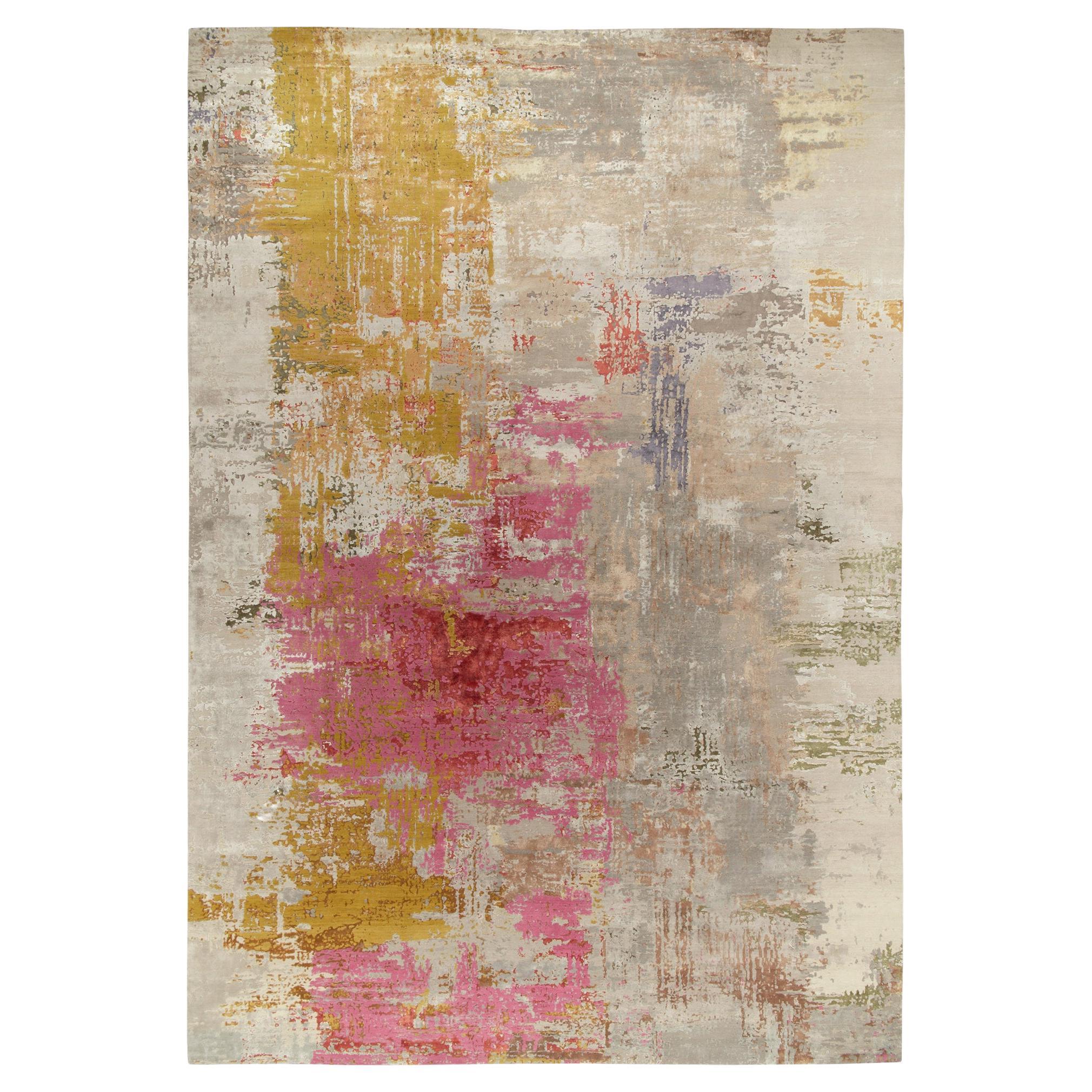 Moderner abstrakter Teppich von Teppich & Kilims mit malerischem Muster in Rosa, Gold und Grau im Angebot