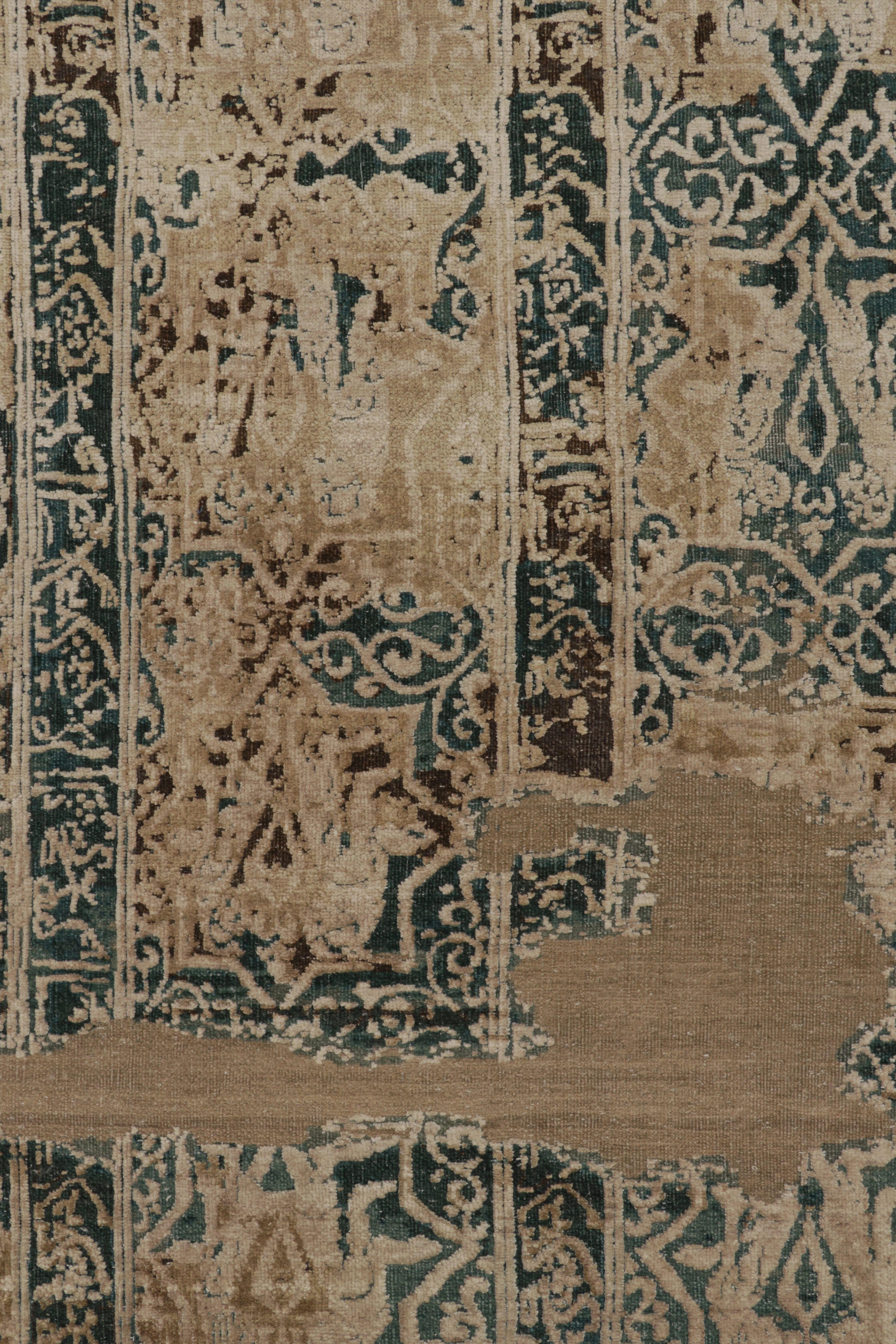 Alfombra moderna abstracta Rug & Kilim en diseño de fragmentos verde azulado y sepia Indio en venta