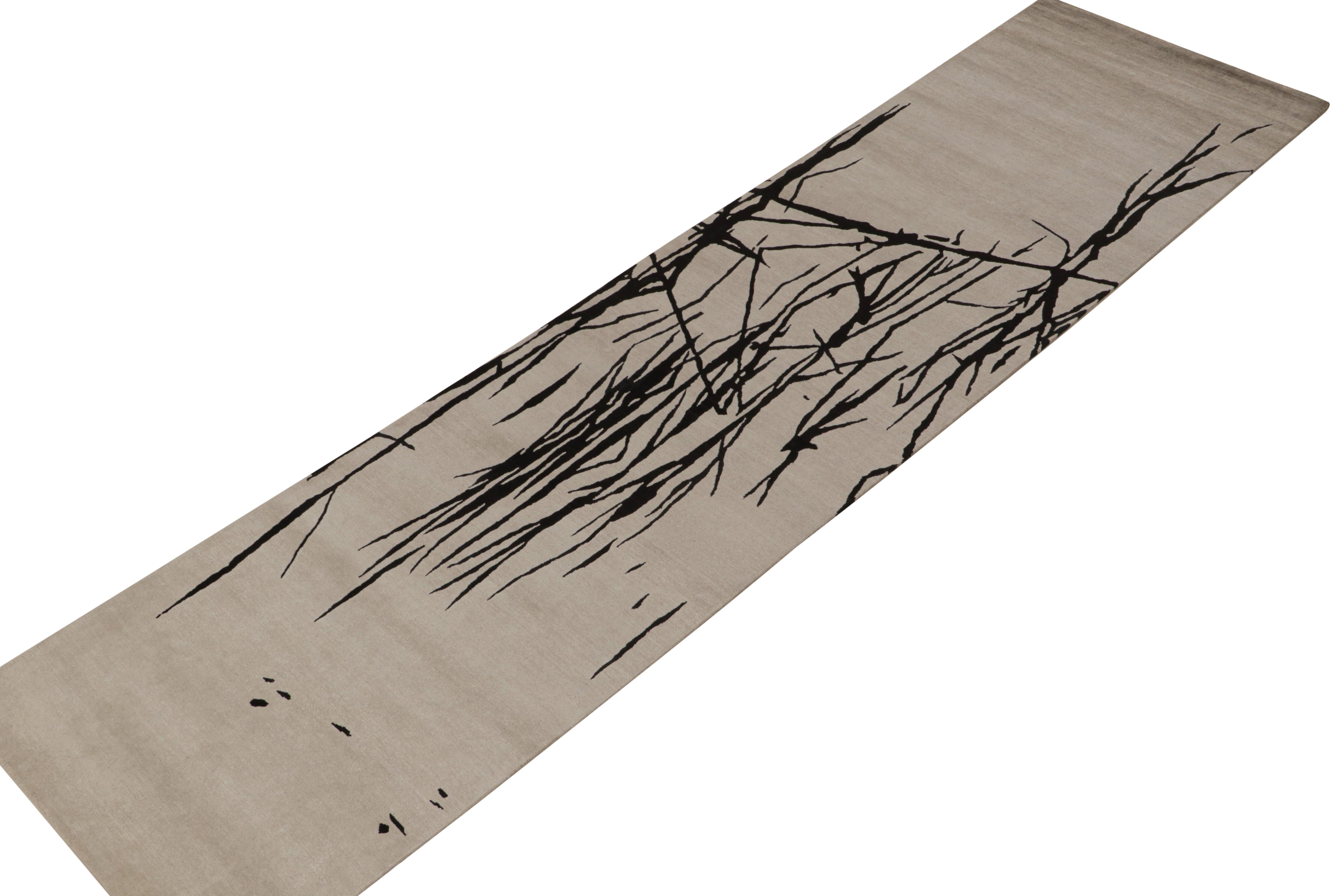 Dieser abstrakte Läufer 3x12 aus Wolle und Seide, handgeknüpft, ist eine neue Ergänzung der Modern Collection'S von Rug & Kilim.

Über das Design: 

Das einzigartige Design setzt auf abstrakten Minimalismus mit kühnen schwarzen geometrischen Mustern