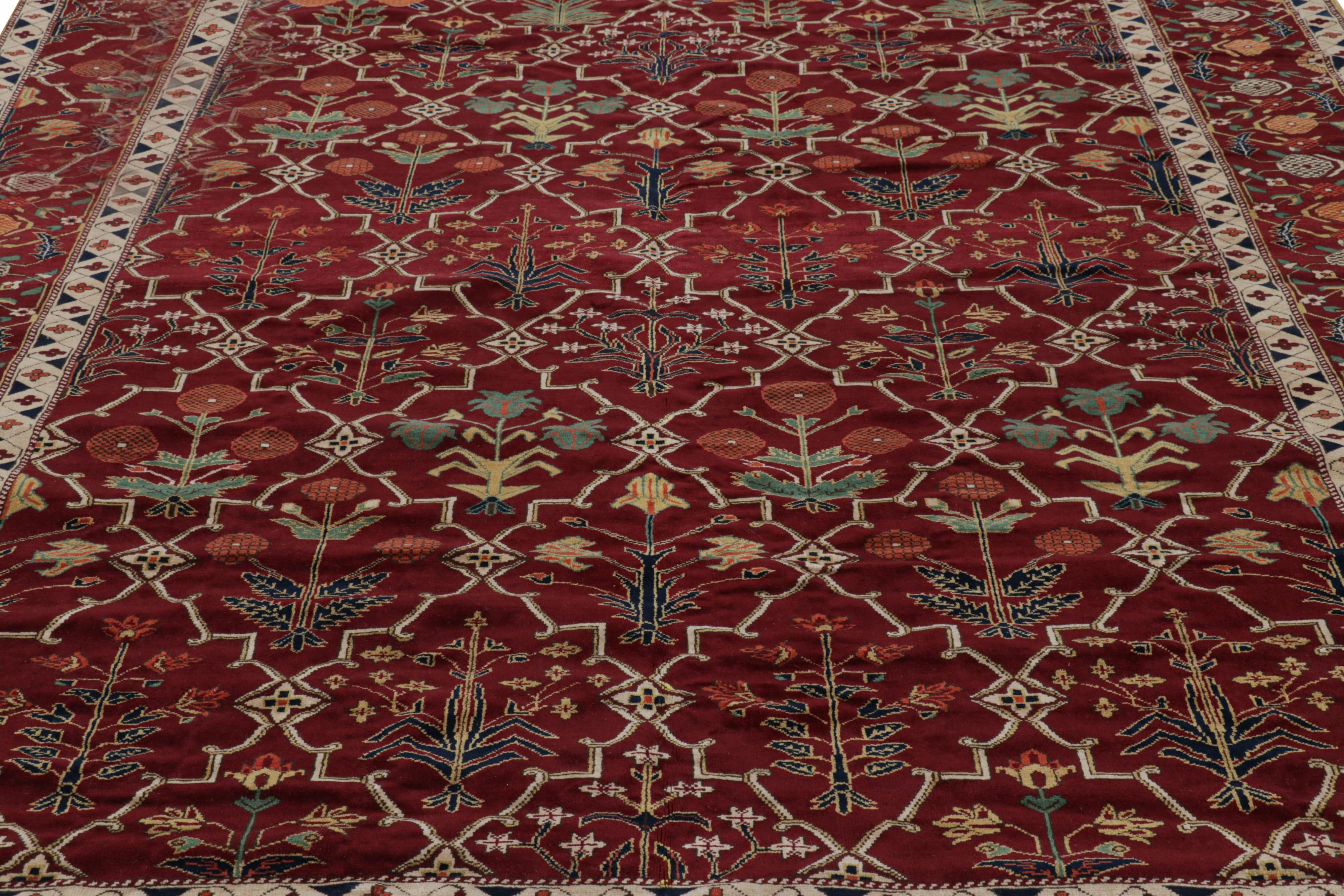 Made with hand-knotted wool, this 9x10 contemporary rug is one of the most special works in Rug & Kilim’s Modern Classics collection. Hailing from Egypt, it has been inspired by vintage and antique Agra rugs. 

On the Design: 

Drawing inspiration