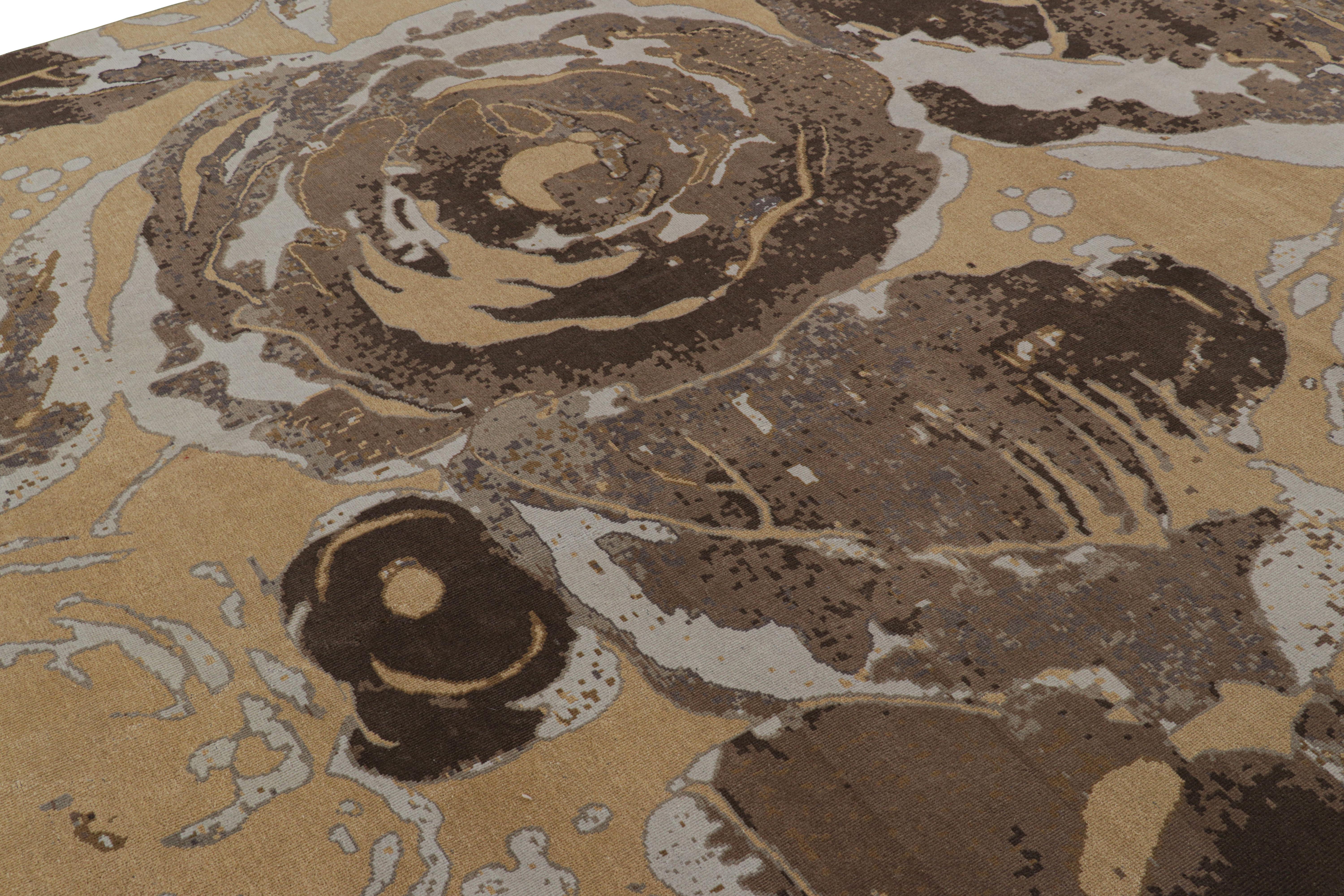 This hand-knotted wool and silk rug by Rug & Kilim belongs to its titular Mid-Century Modern collection, refined over three years perfecting large-scale graph, color, and texture with inspirations from vintage patterns. The lustrous quality of the