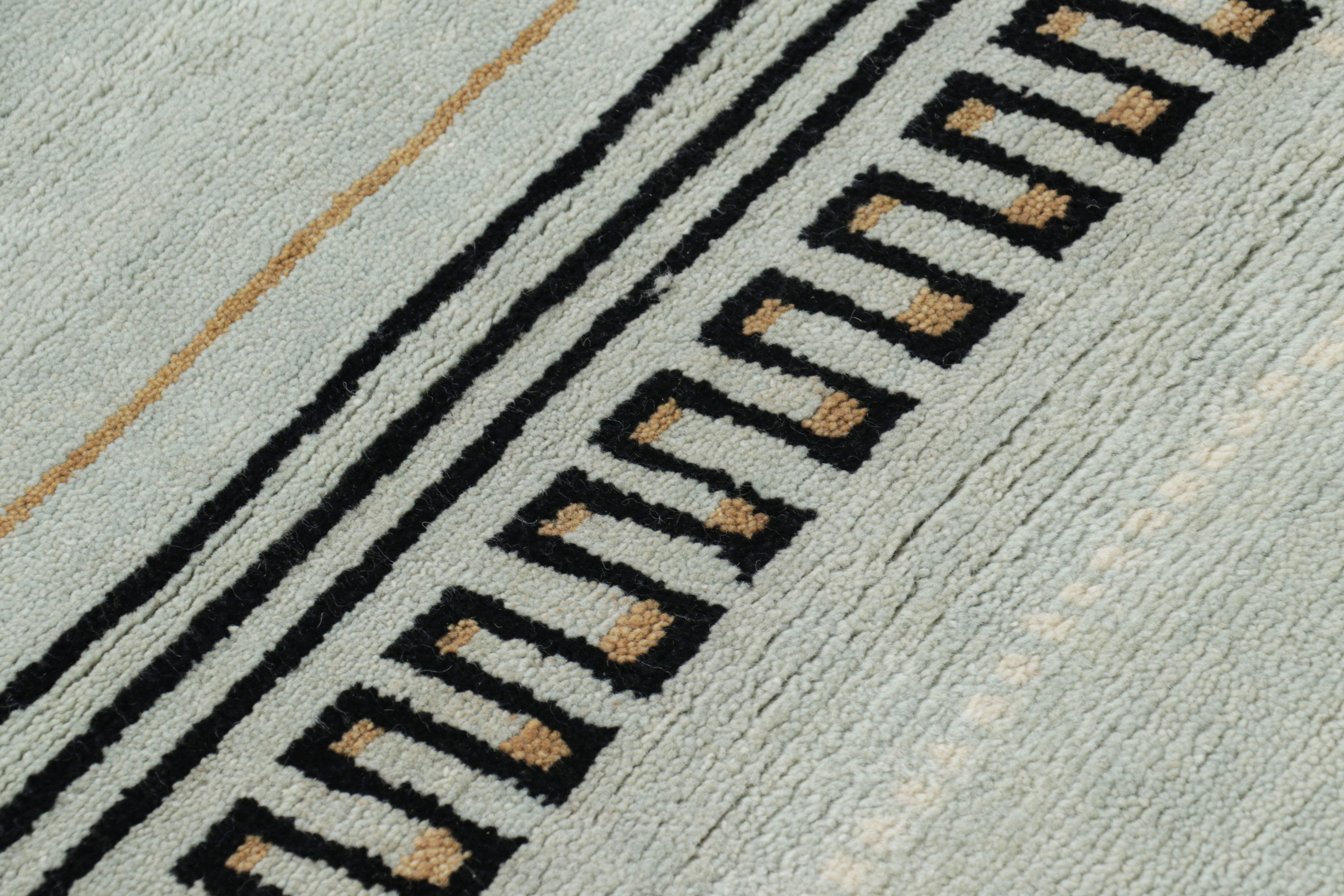 Rug & Kilim's Modern Art Deco Style Rug, bleu et noir avec motifs géométriques Neuf - En vente à Long Island City, NY