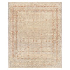 Alfombra Khotan de Rug & Kilim en beige con motivos florales geométricos