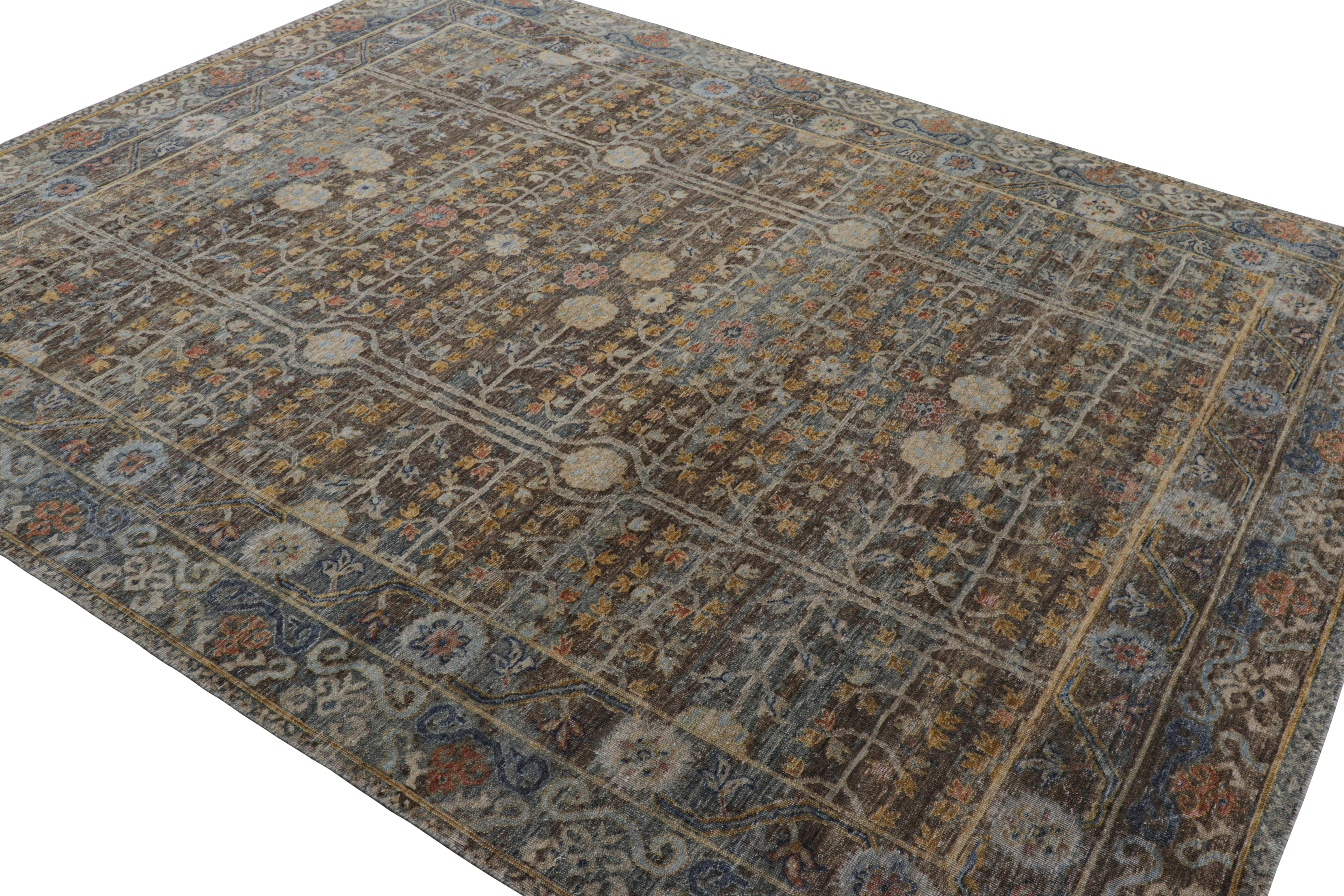 Khotan-Teppich von Rug & Kilim in Braun und Blau mit geometrischen Blumenmustern (Indisch) im Angebot