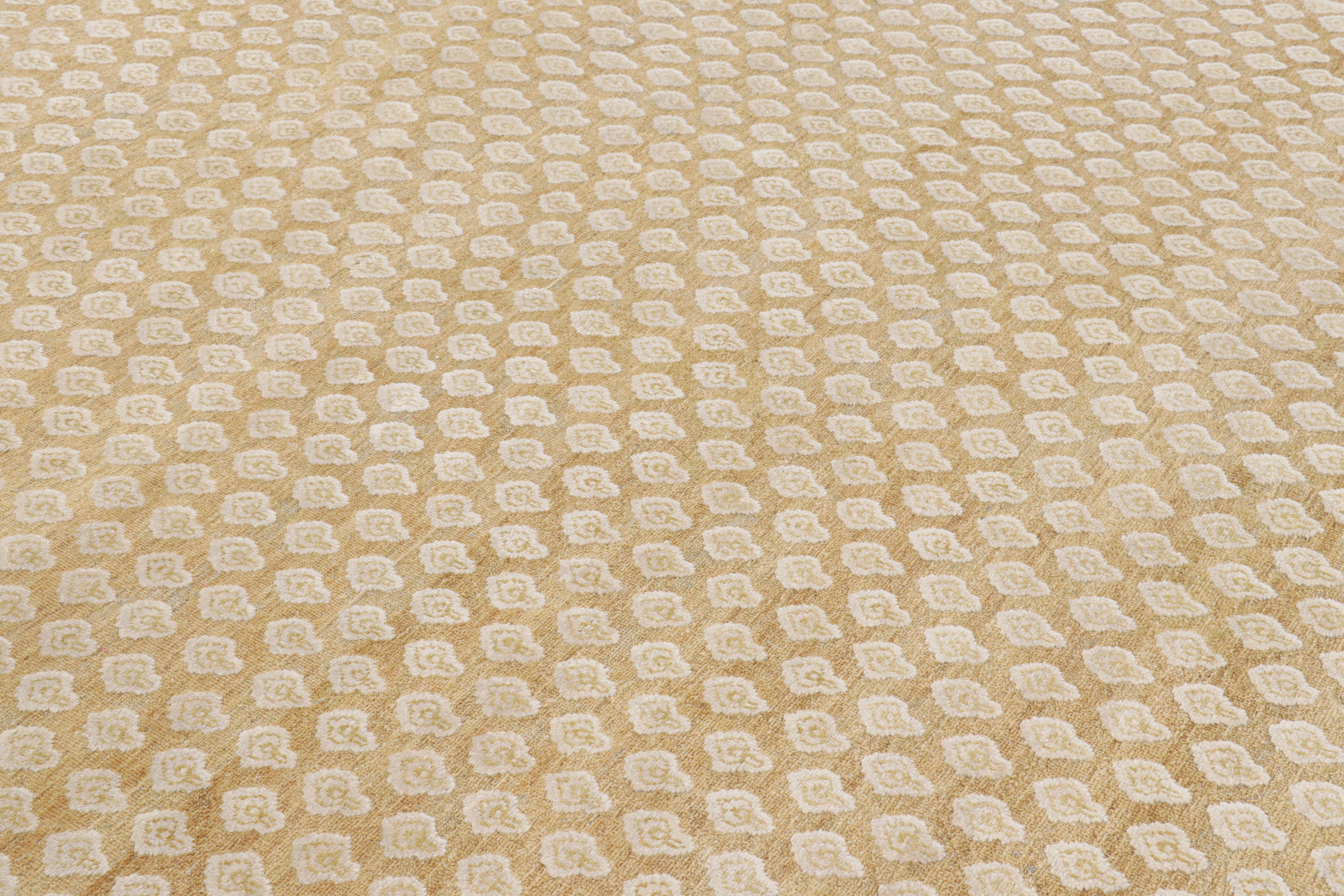 Noué à la main en laine et en soie, ce tapis moderne 8x10 est un ajout audacieux à la ligne Block Print de la Collection Modern Classics de Rug & Kilim - une nouvelle approche sophistiquée et élégante d'un style historique.

Sur le Design : 

Des